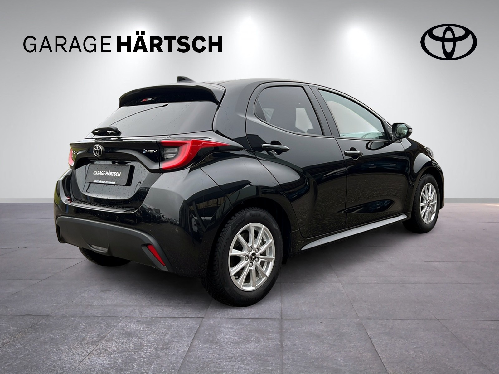 TOYOTA Yaris 1.5 VVT-i HSD Trend-image-6