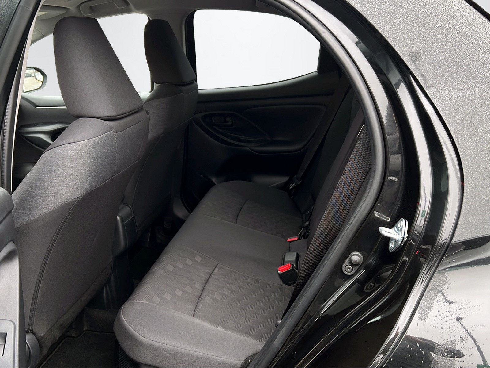 TOYOTA Yaris 1.5 VVT-i HSD Trend-image-10
