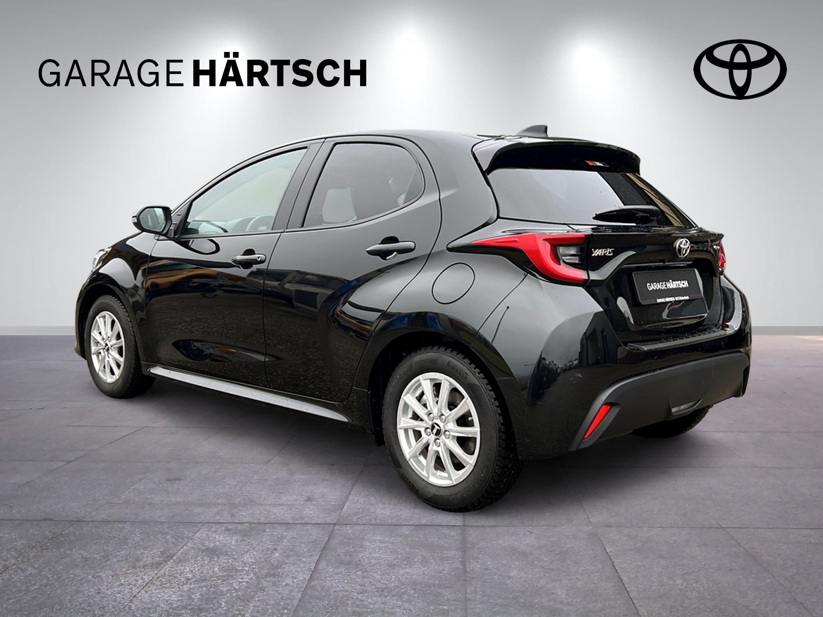 TOYOTA Yaris 1.5 VVT-i HSD Trend-image-3