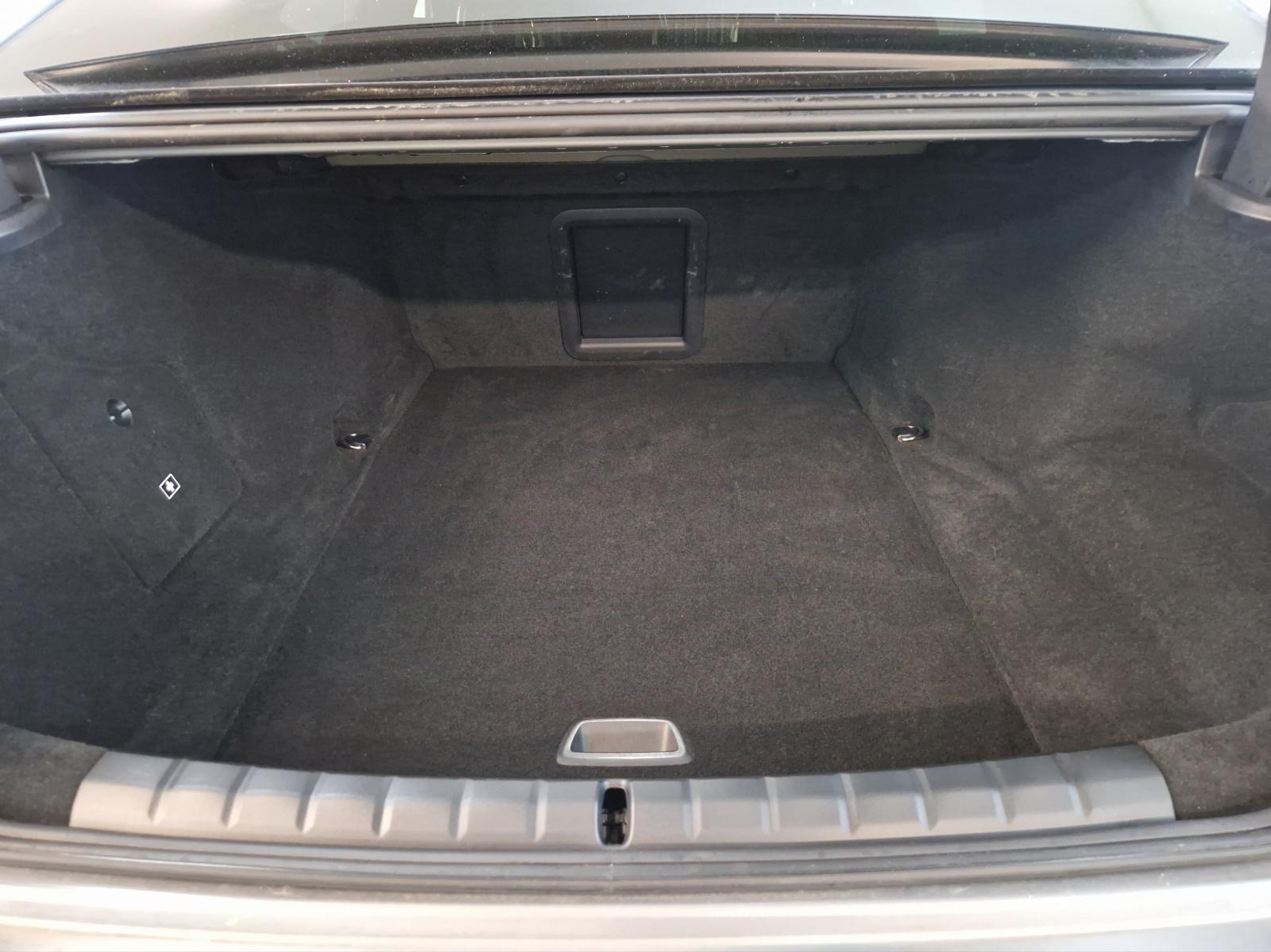 BMW i7 xDrive60-image-12
