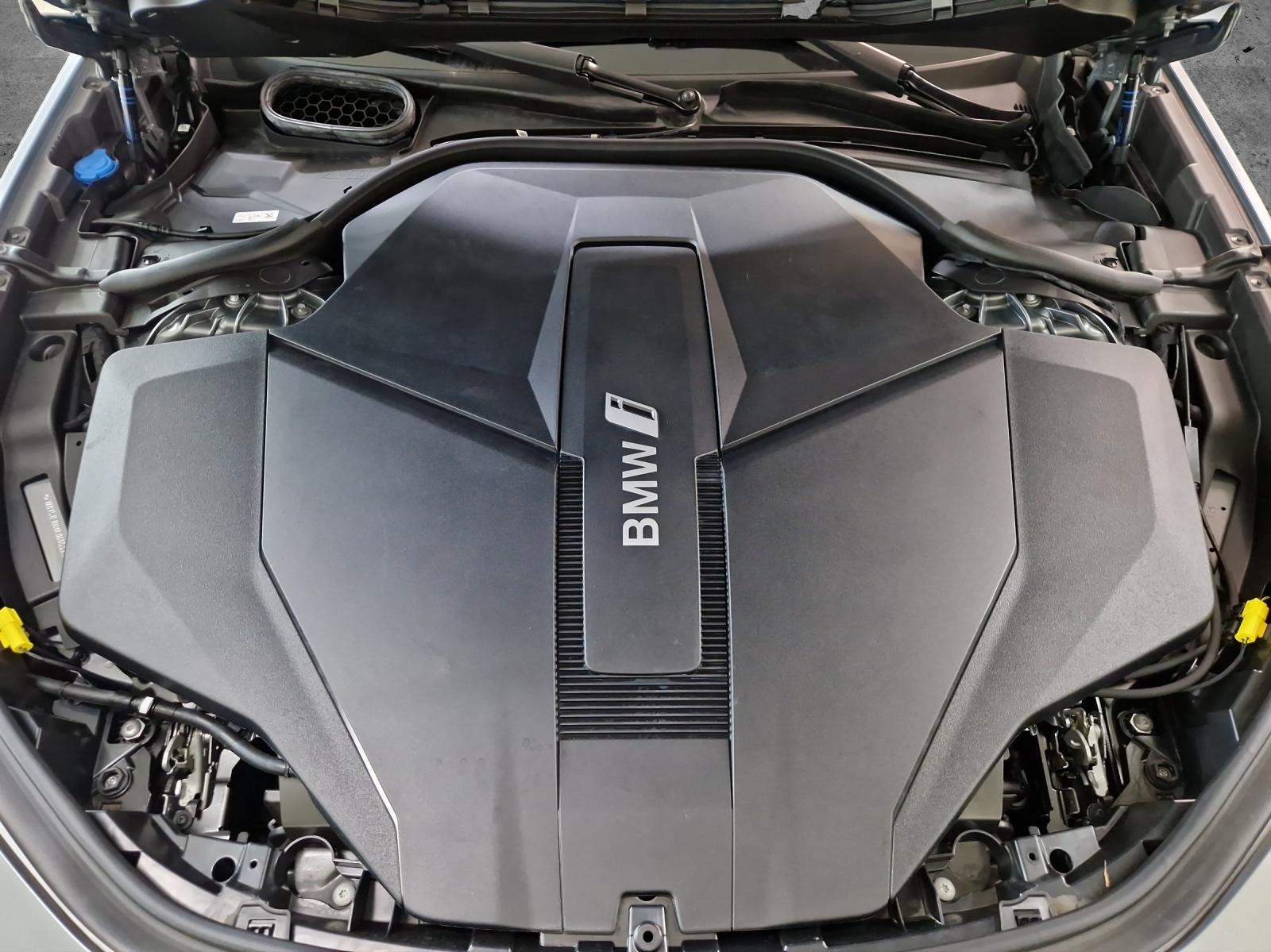 BMW i7 xDrive60-image-22