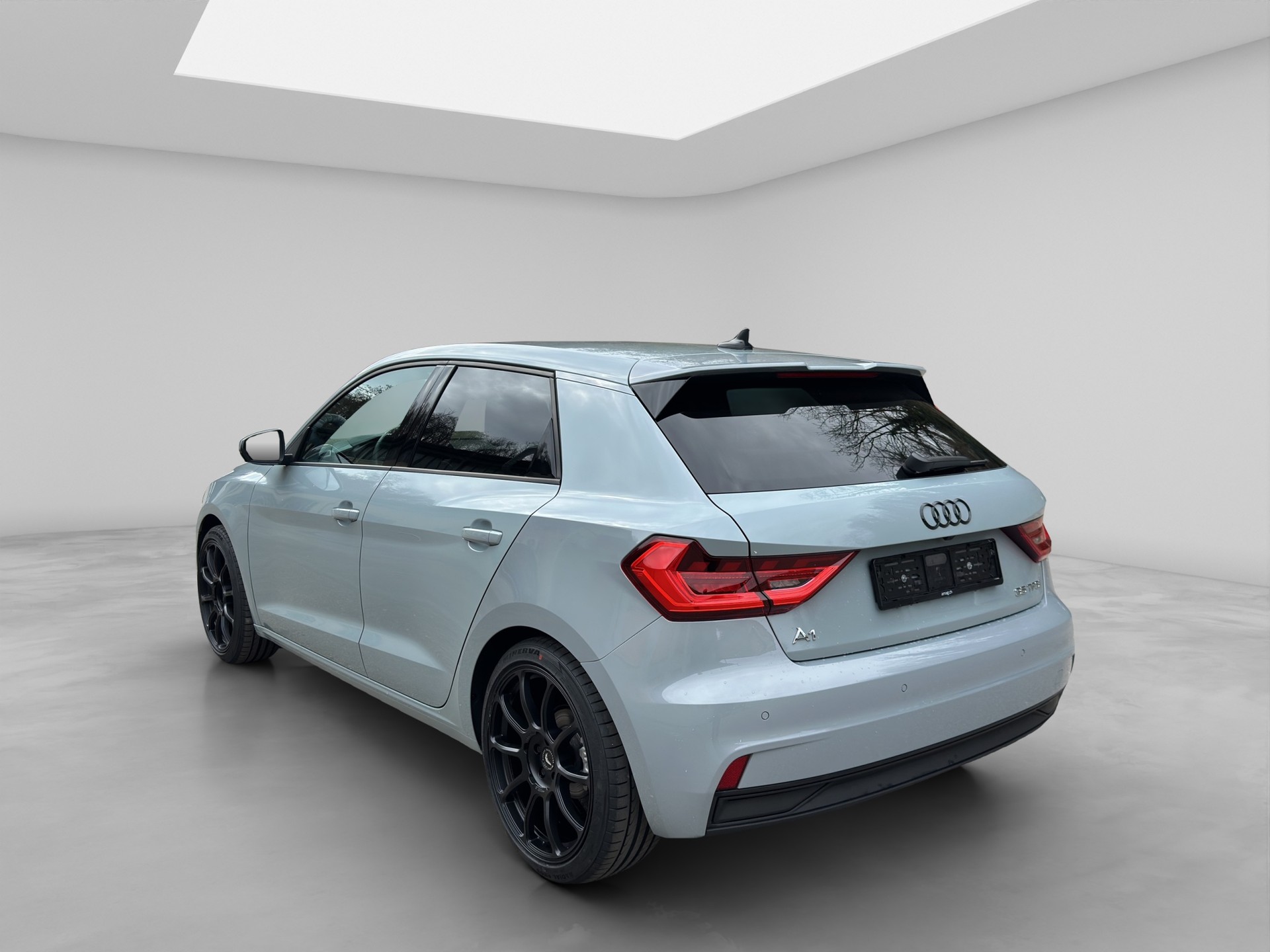 AUDI A1 Sportback 35 TFSI advanced S-tronic-image-3