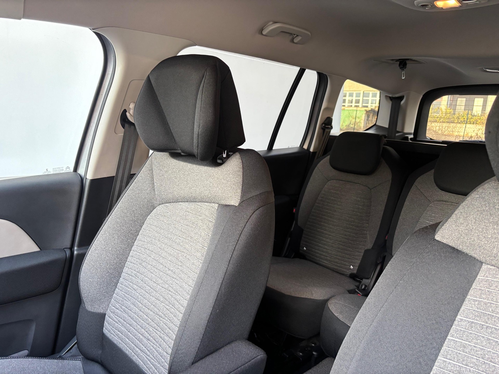 CITROEN C4 Grand Spacetourer 1.5 BlueHDi Origins-image-9
