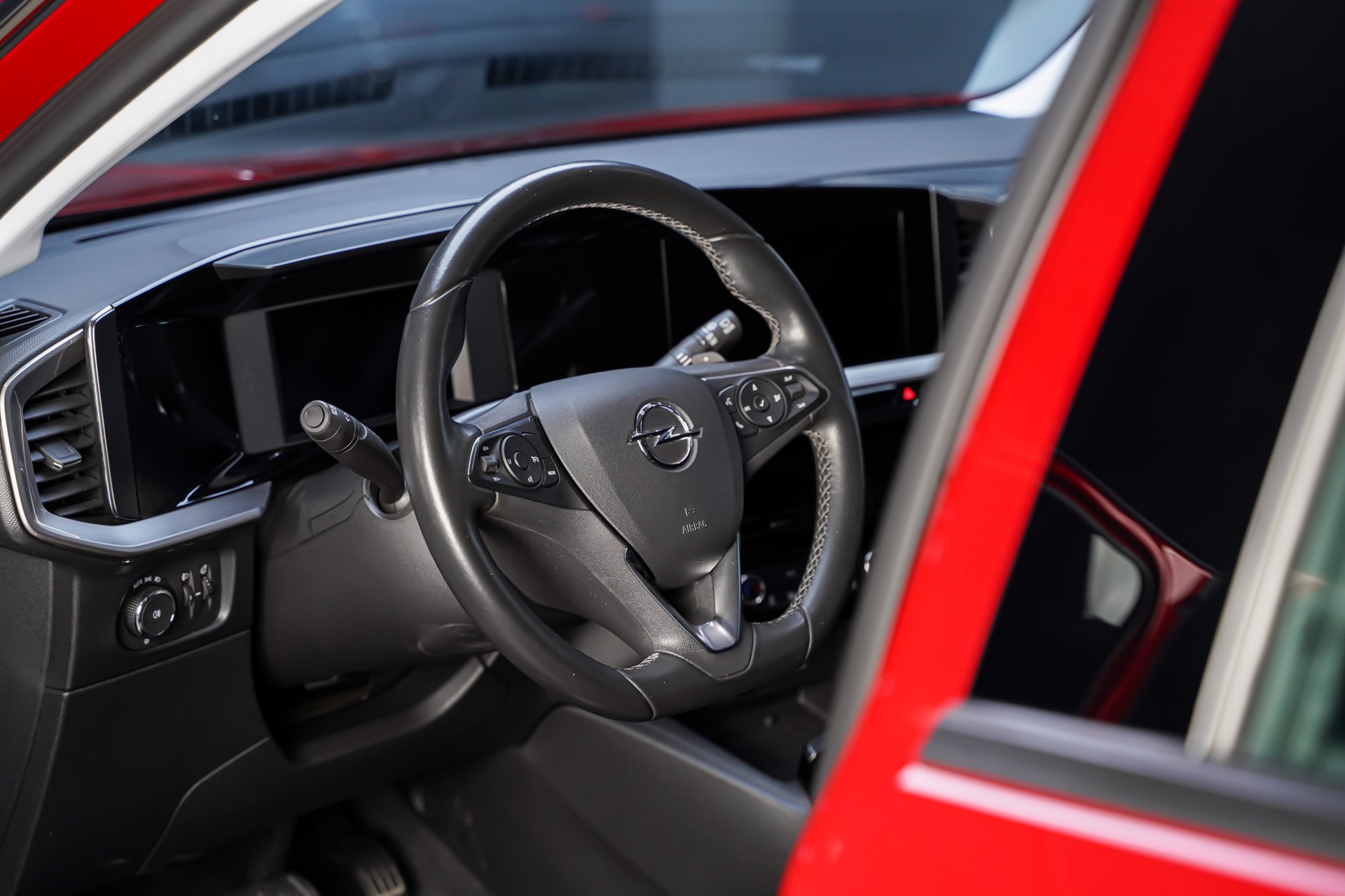 OPEL Mokka 1.2 Direct Injection Turbo Edition Aut.-image-8