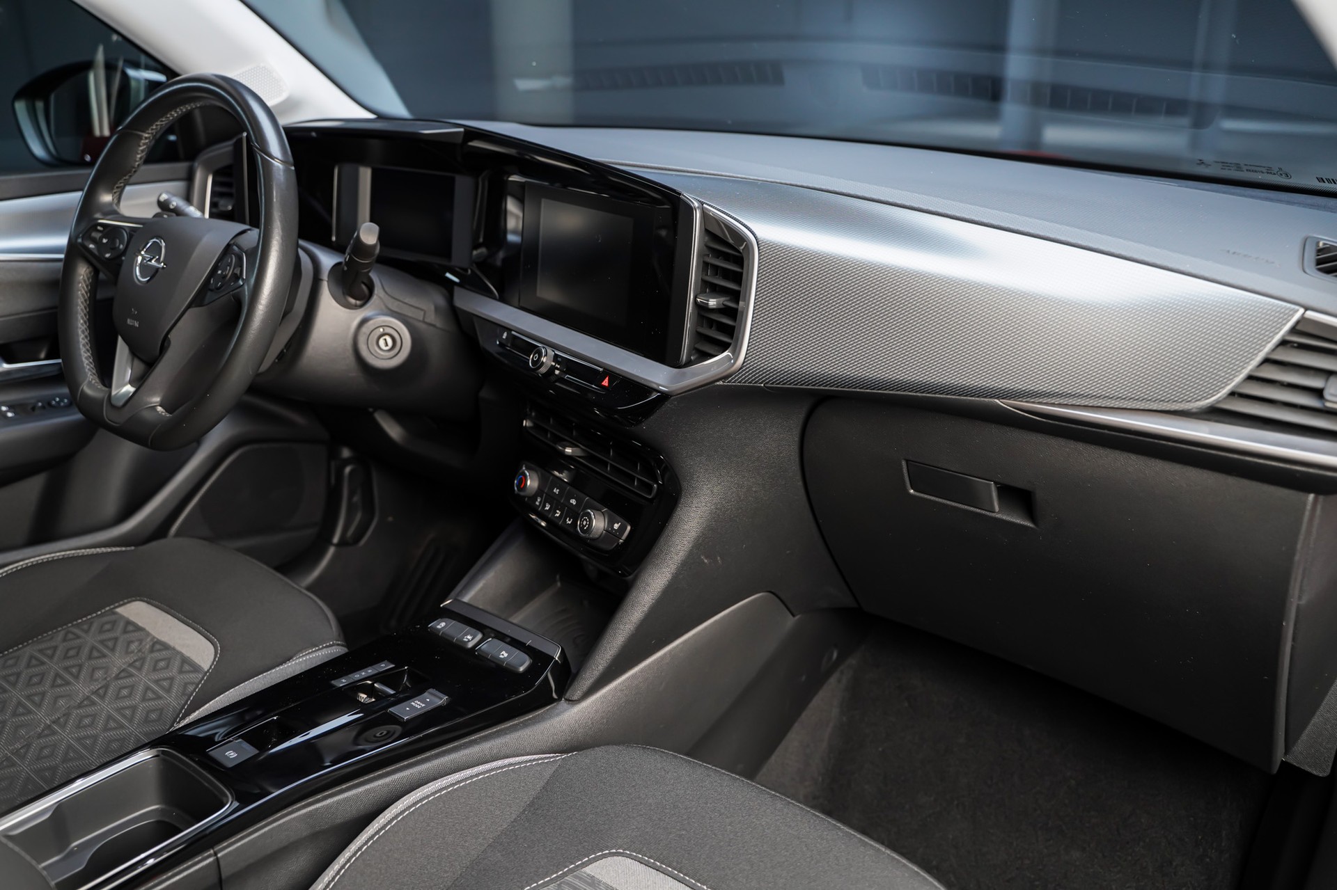 OPEL Mokka 1.2 Direct Injection Turbo Edition Aut.-image-16