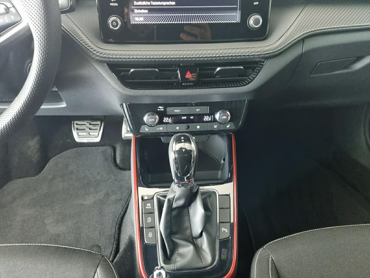SKODA Fabia 1.0 TSI Monte Carlo DSG-image-7