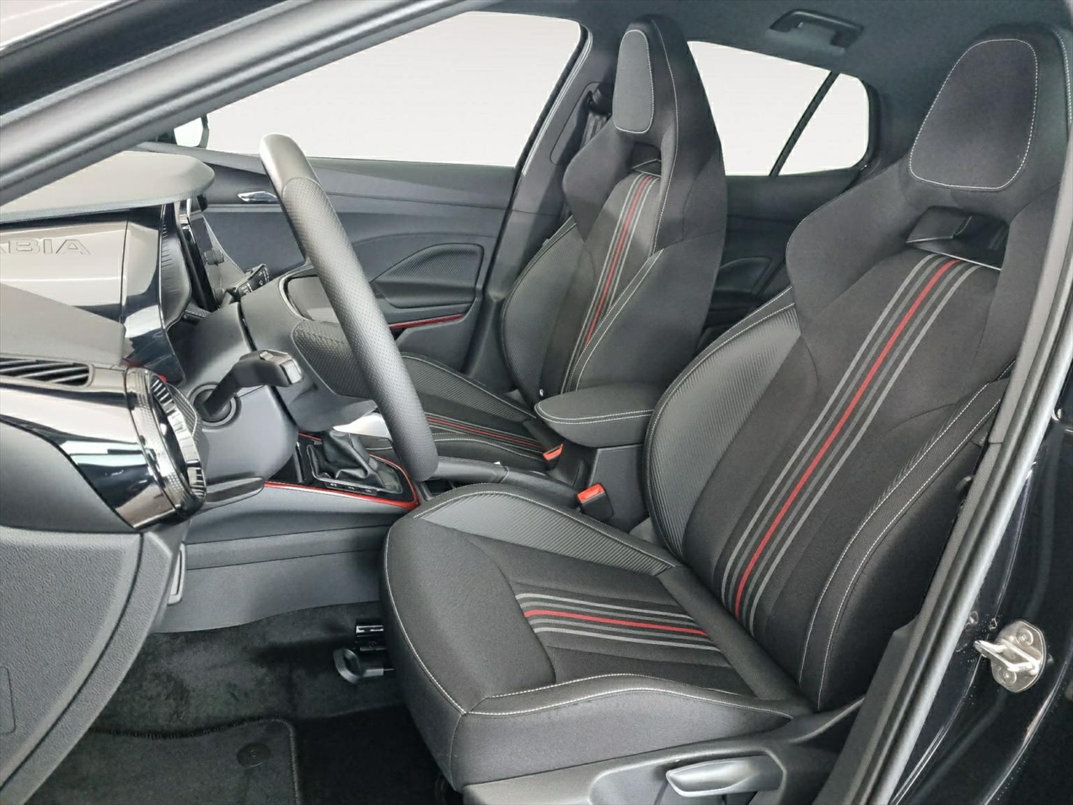 SKODA Fabia 1.0 TSI Monte Carlo DSG-image-4