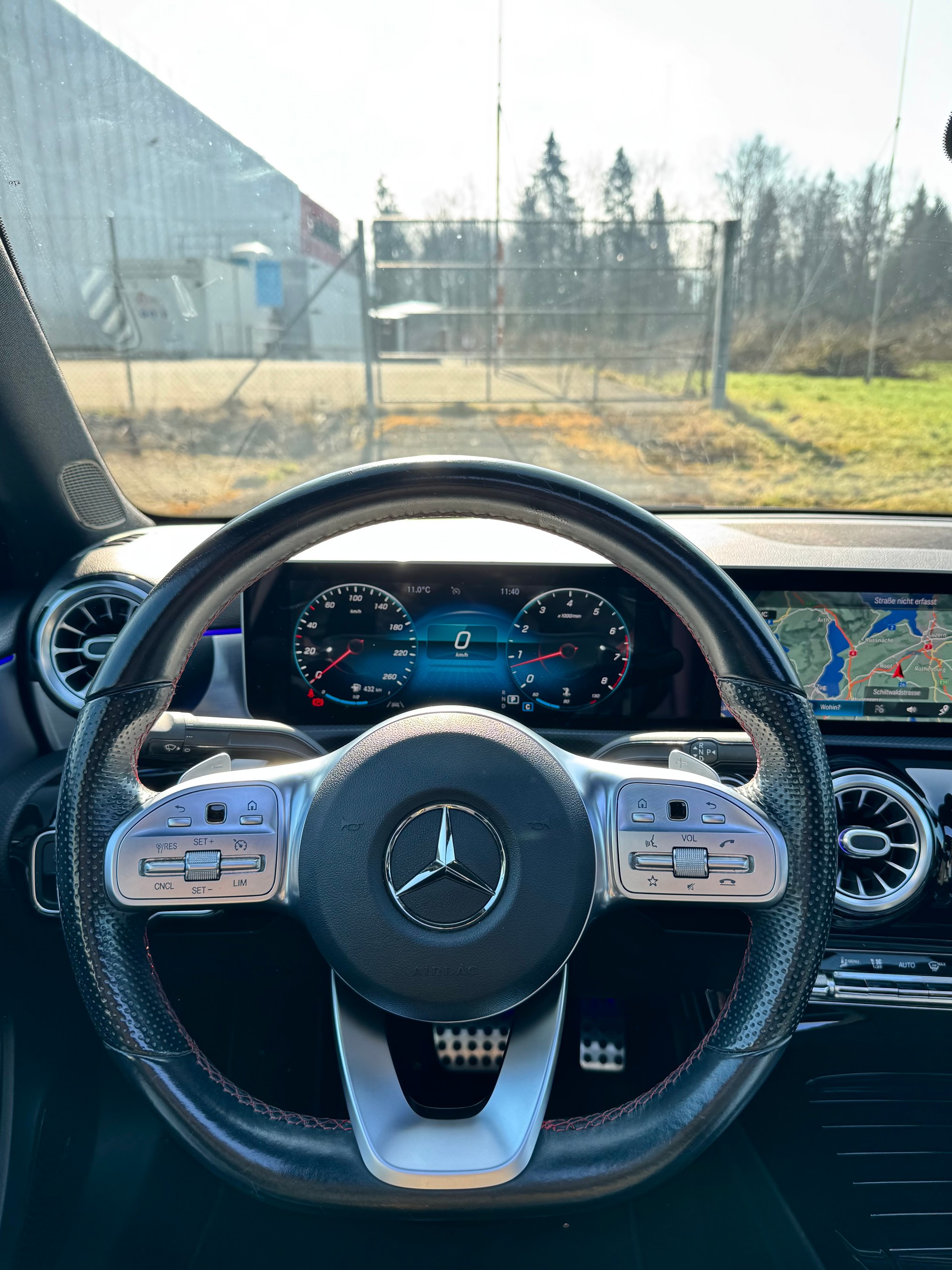 MERCEDES-BENZ A 220 AMG Line Limousine 4Matic / ab MFK 03.2026-image-10