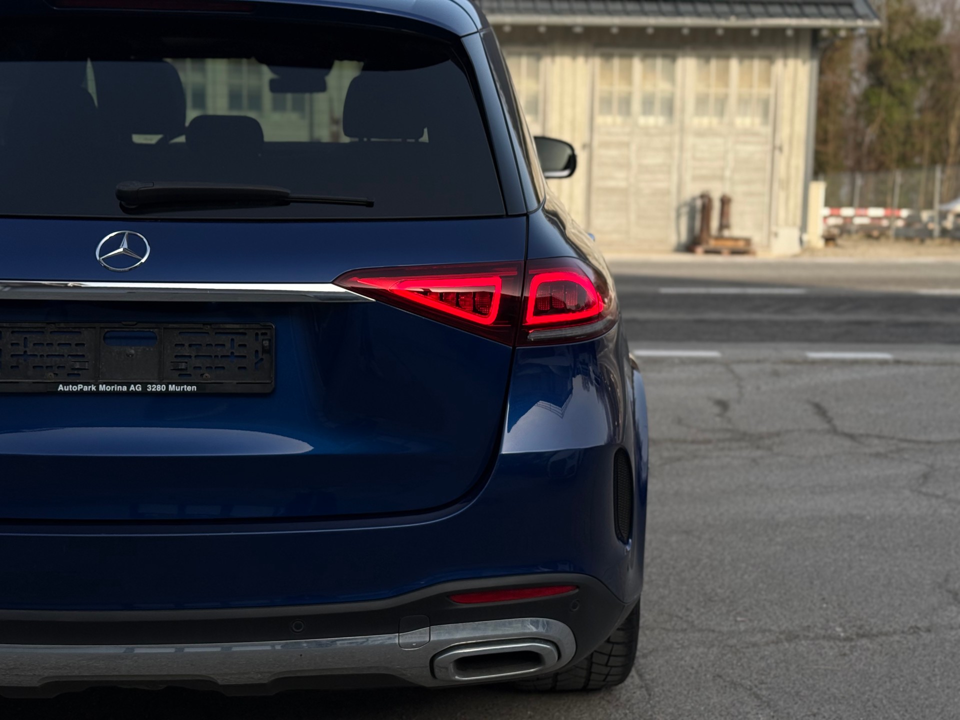 MERCEDES-BENZ GLE 400 d 4Matic AMG Line 9G-Tronic-image-8