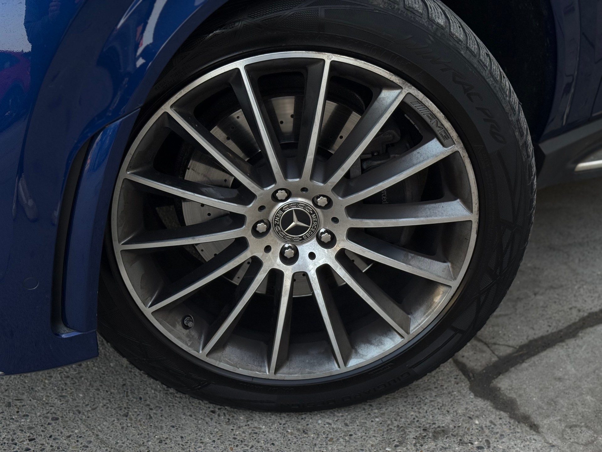MERCEDES-BENZ GLE 400 d 4Matic AMG Line 9G-Tronic-image-30