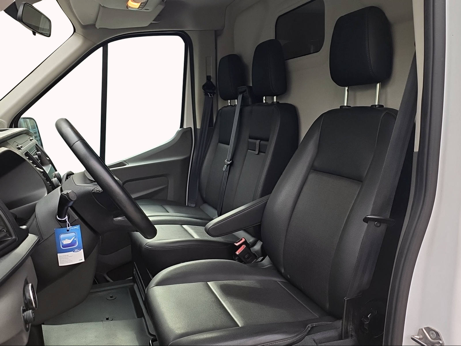 FORD Transit Van 350 L2 Limited 2.0 TDCi 130 HEV1 FWD-image-10