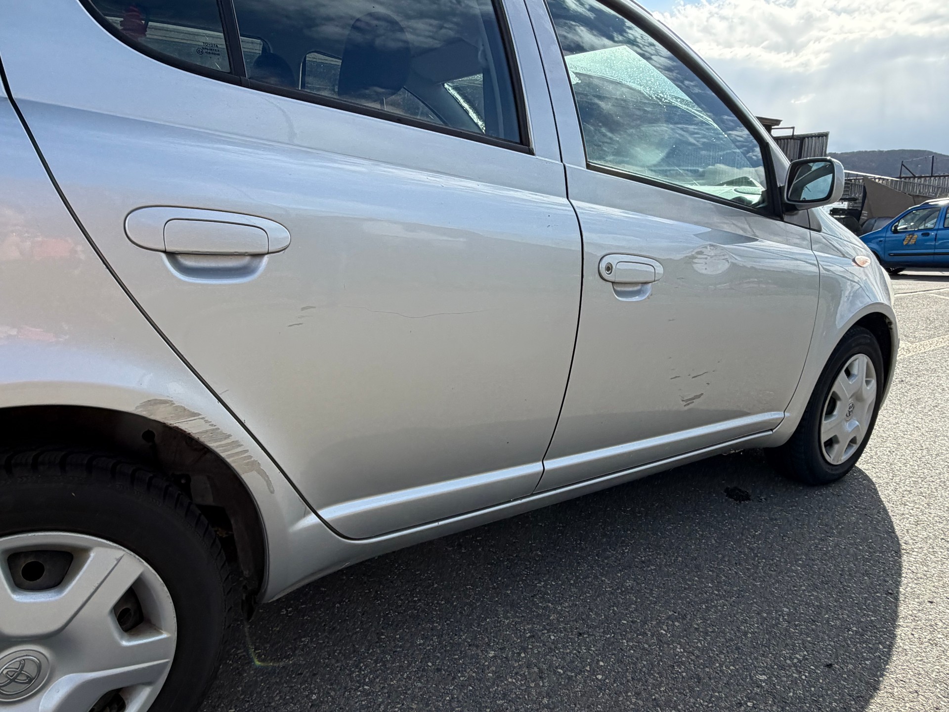 TOYOTA Yaris 1.3 Linea Sol-image-8