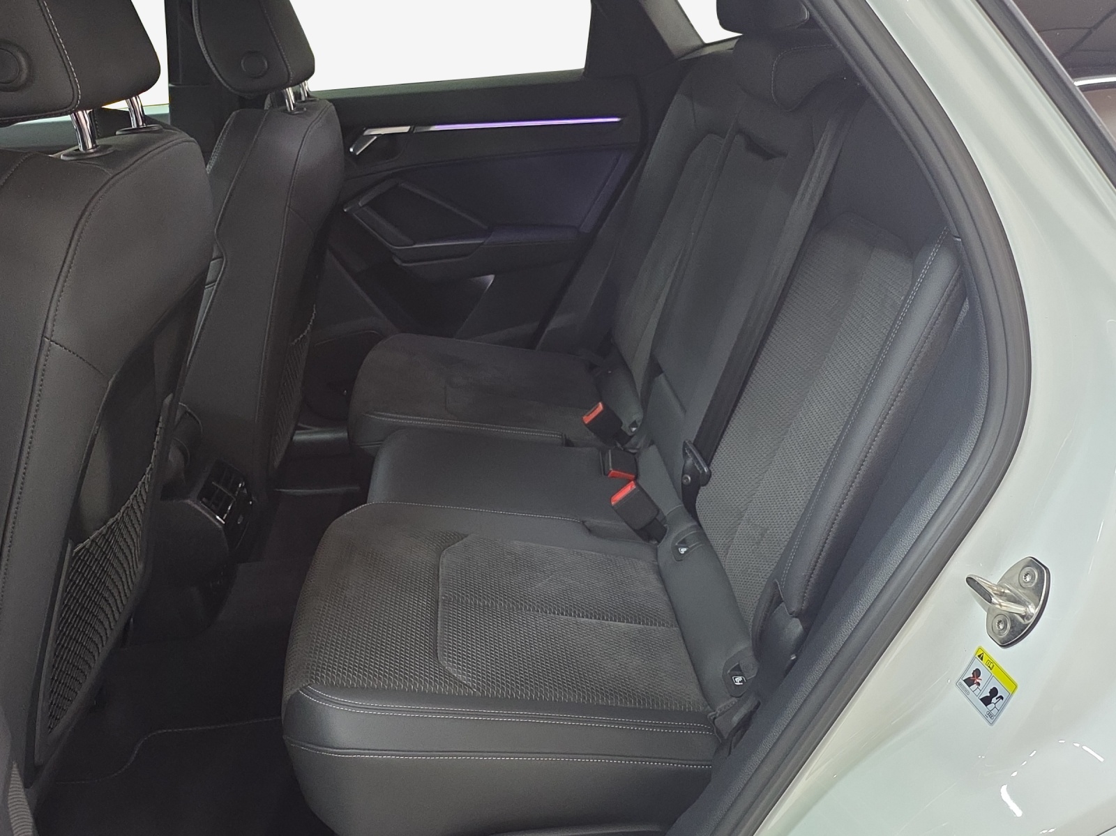 AUDI Q3 Sportback 45 TFSI e S line Attraction S-tronic-image-11