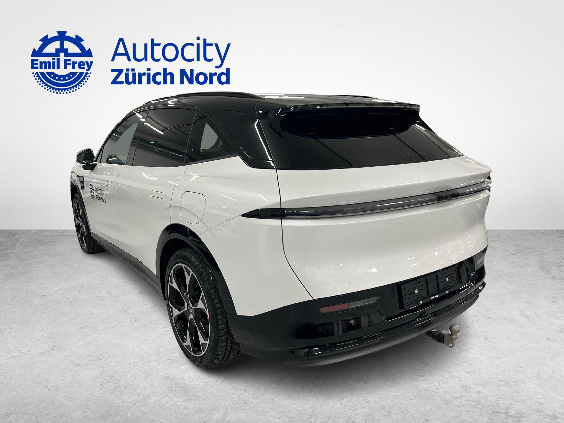 ZEEKR 7X Privilege AWD-image-2