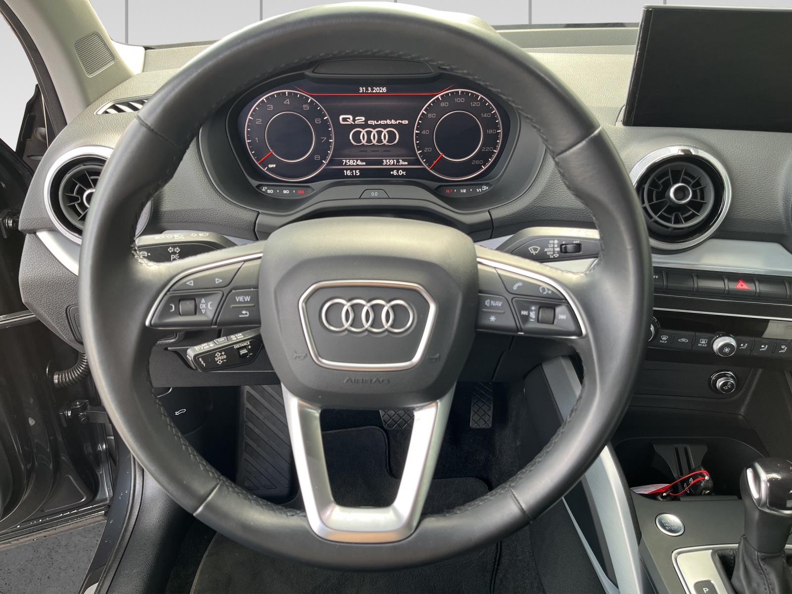 AUDI Q2 40 TFSI advanced quattro S-tronic-image-8