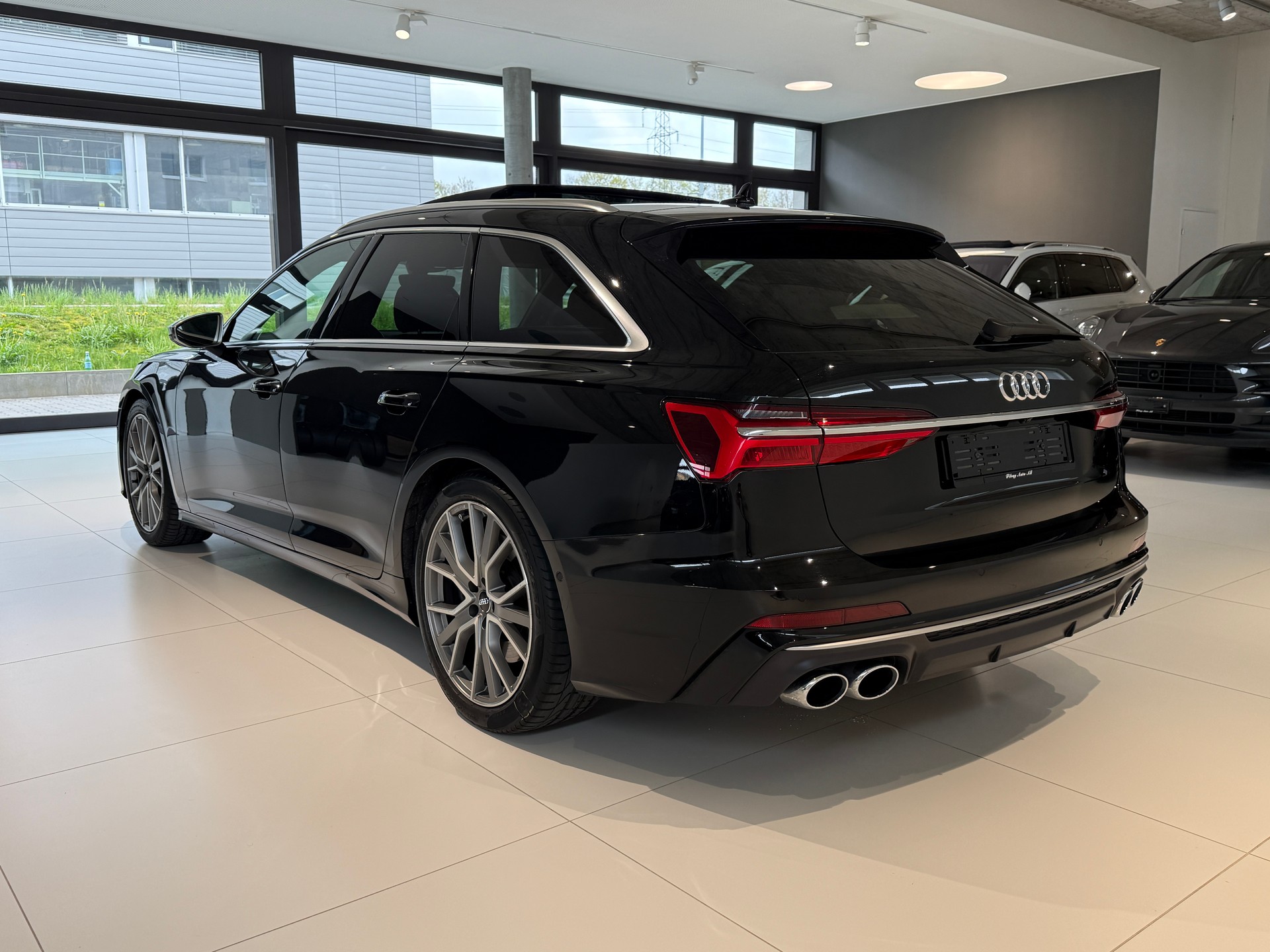 AUDI S6 Avant 3.0 TDI quattro tiptronic ***Panoramadach***Distanzregler***Anhängerkupplung***Apple/Android carplay***-image-32