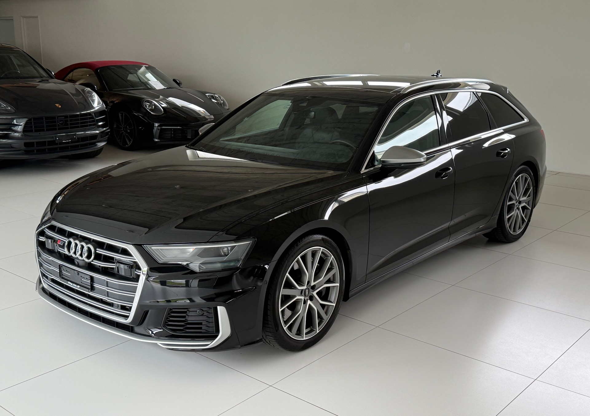 AUDI S6 Avant 3.0 TDI quattro tiptronic ***Panoramadach***Distanzregler***Anhängerkupplung***Apple/Android carplay***-image-3