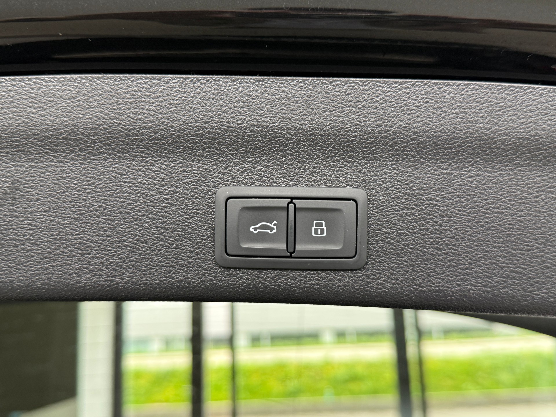 AUDI S6 Avant 3.0 TDI quattro tiptronic ***Panoramadach***Distanzregler***Anhängerkupplung***Apple/Android carplay***-image-35