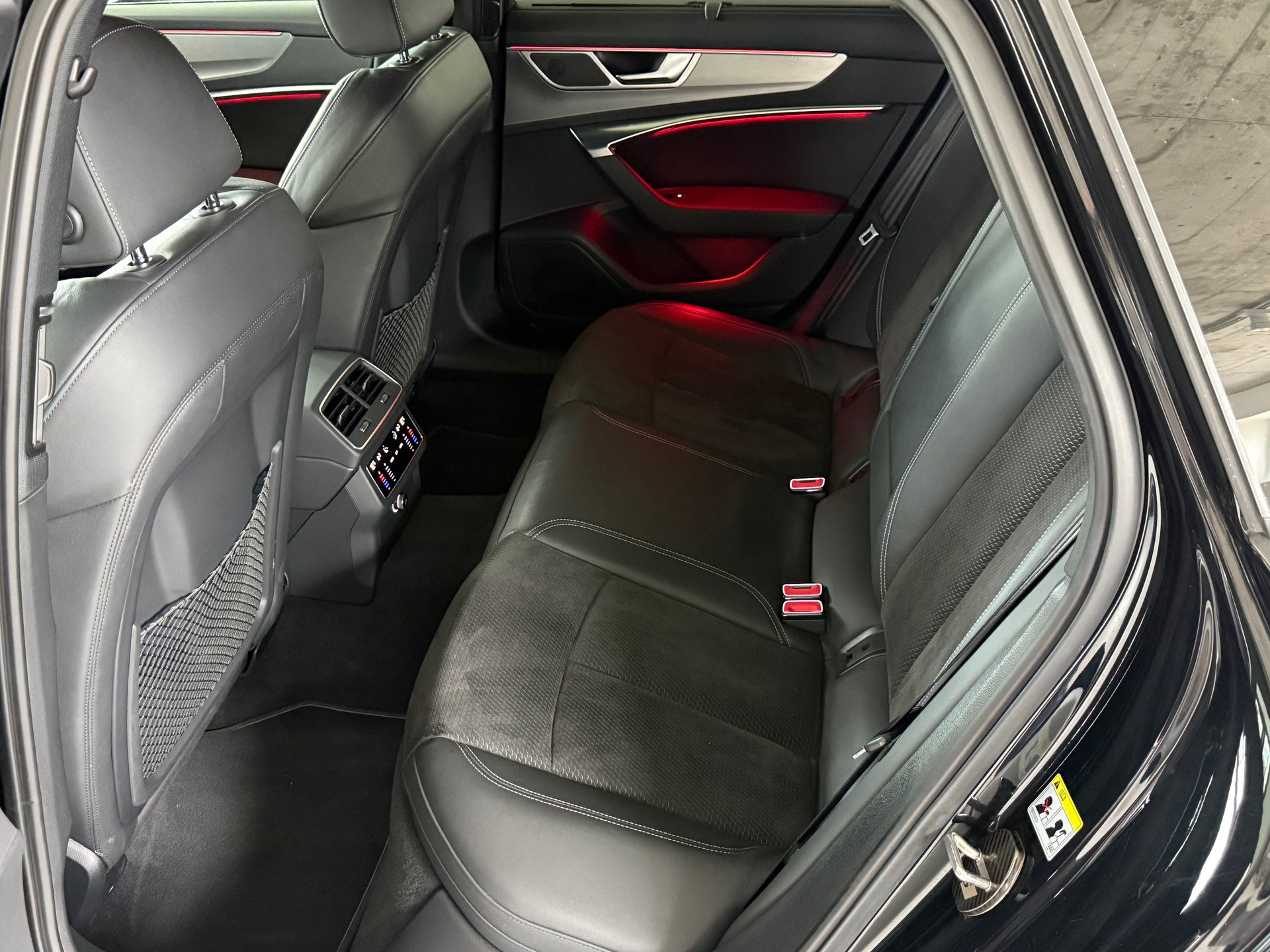AUDI S6 Avant 3.0 TDI quattro tiptronic ***Panoramadach***Distanzregler***Anhängerkupplung***Apple/Android carplay***-image-28