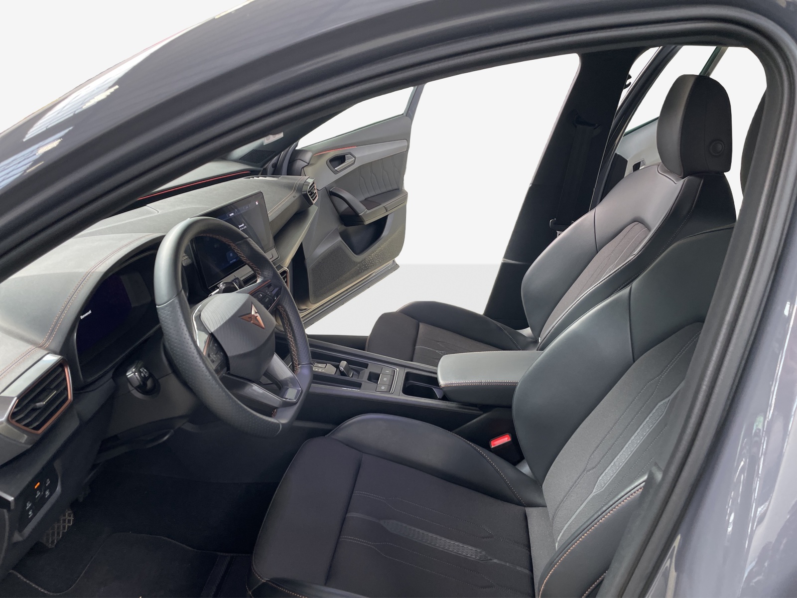 CUPRA Formentor 1.5 TSI Inicio DSG-image-7