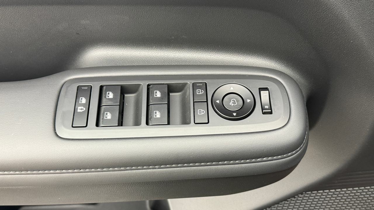 HYUNDAI Santa Fe 1.6 T-GDi PHEV Premium 4WD-image-8