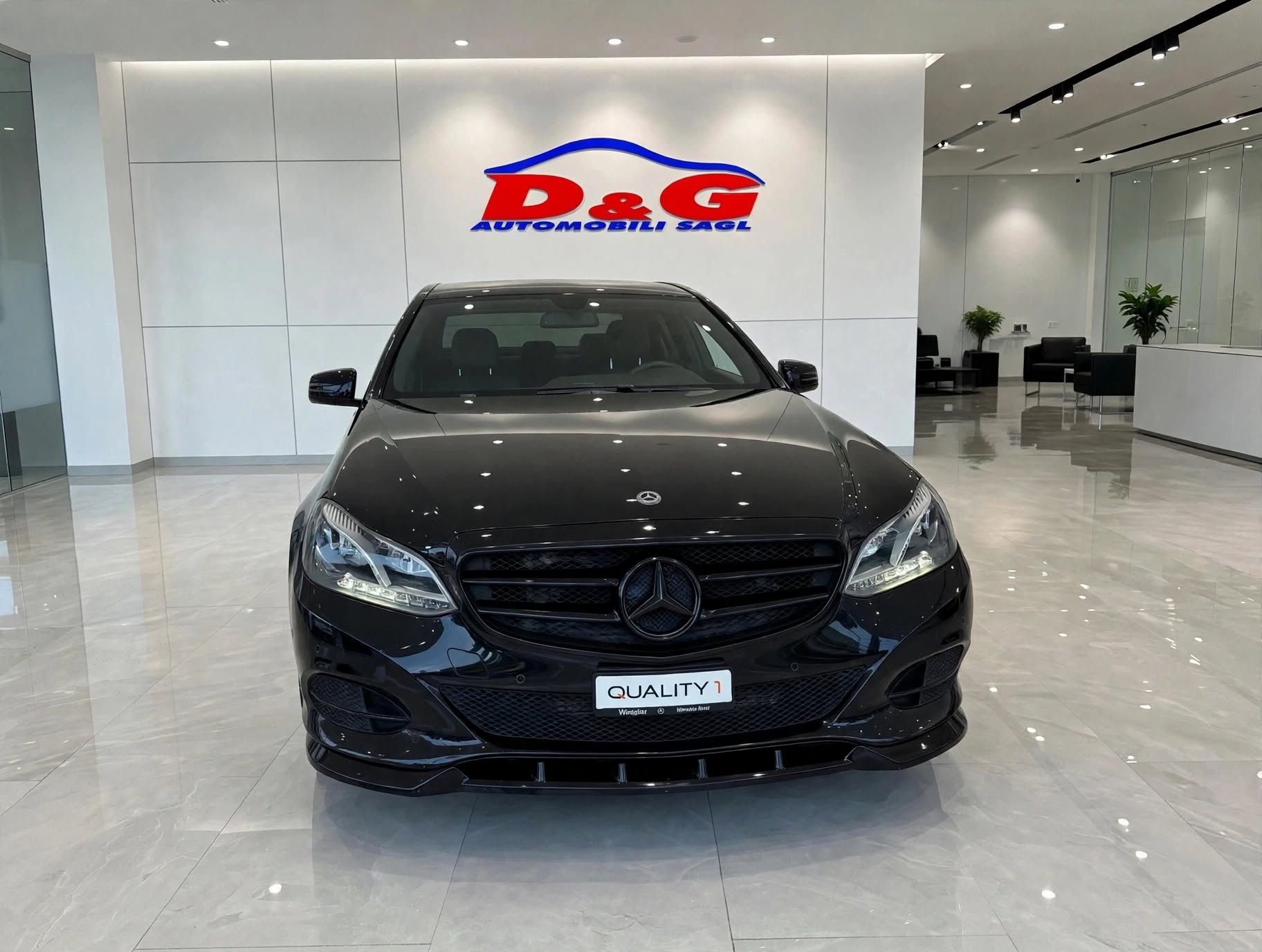 MERCEDES-BENZ E 250 BlueTEC Avantgarde 4Matic 7G-Tronic-image-2