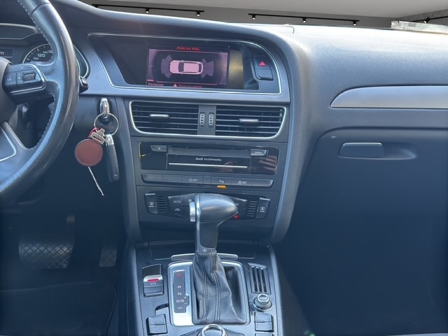 AUDI A4 Avant 1.8 TFSI multitronic-image-14