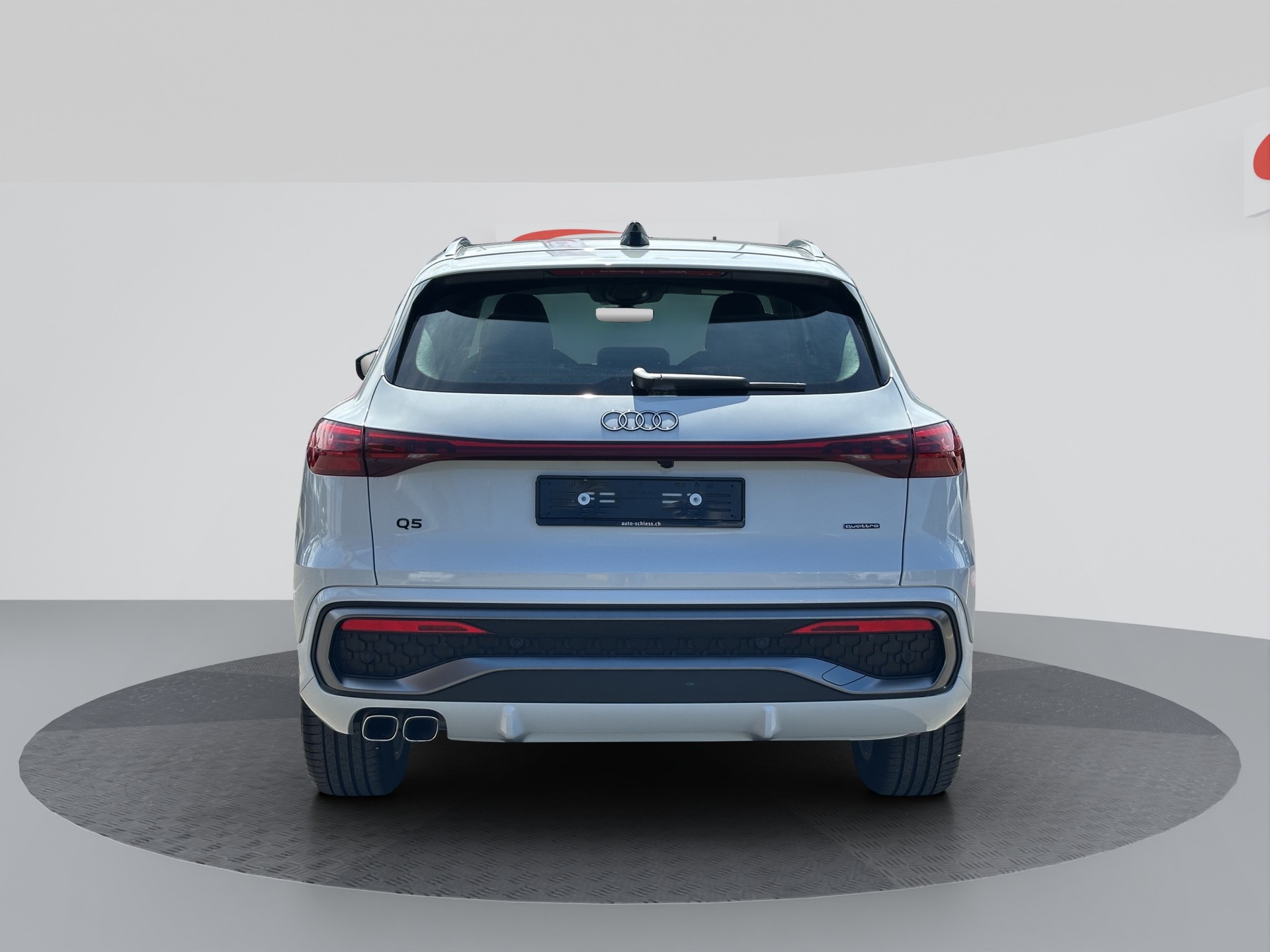 AUDI Q5 TDI S-Line quattro S-tronic-image-3