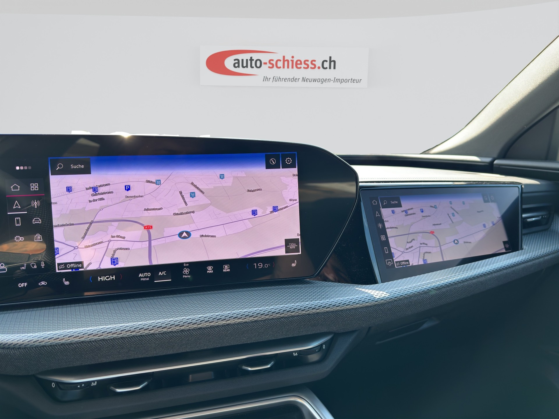 AUDI Q5 TDI S-Line quattro S-tronic-image-11