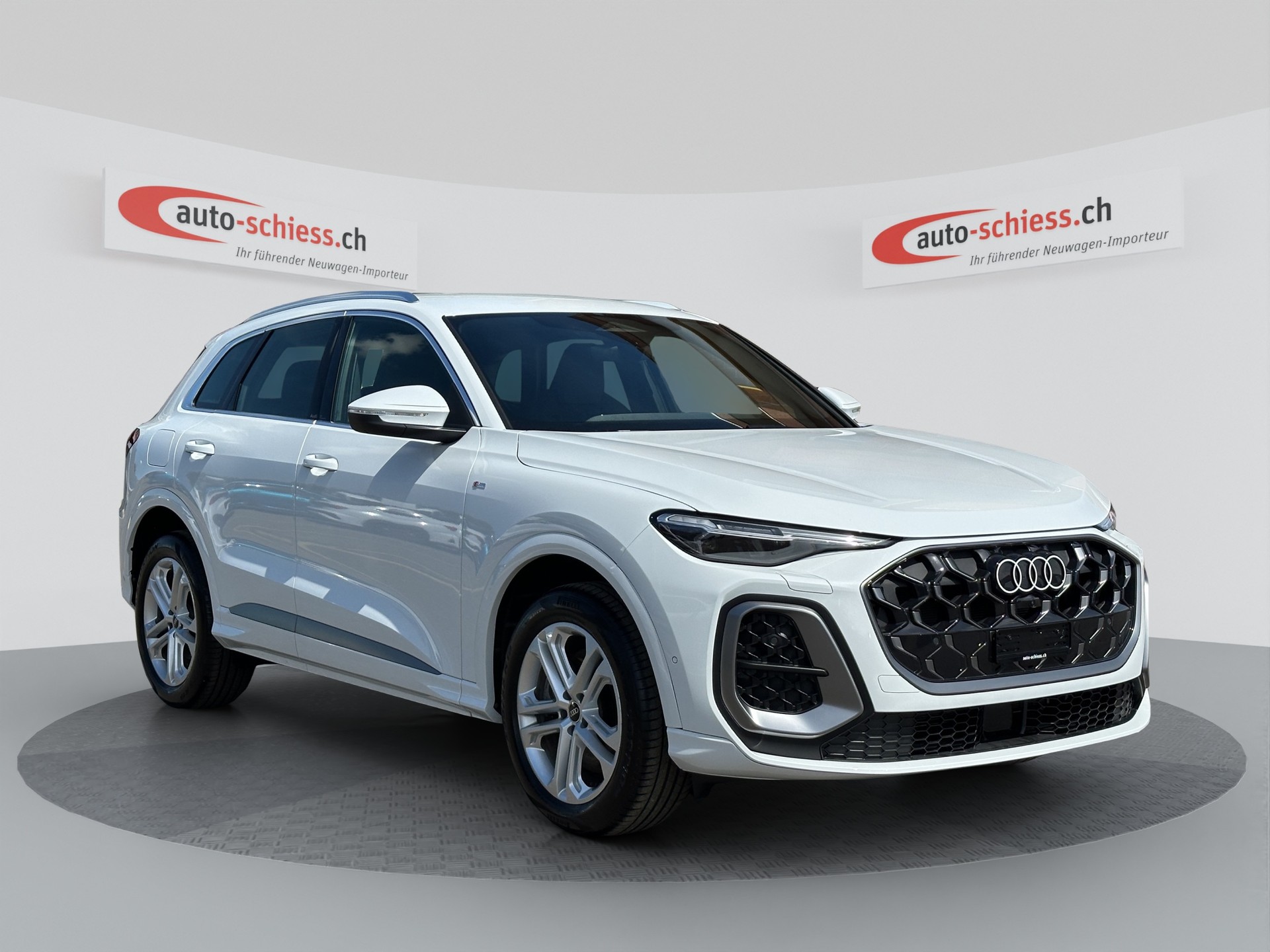 AUDI Q5 TDI S-Line quattro S-tronic-image-0