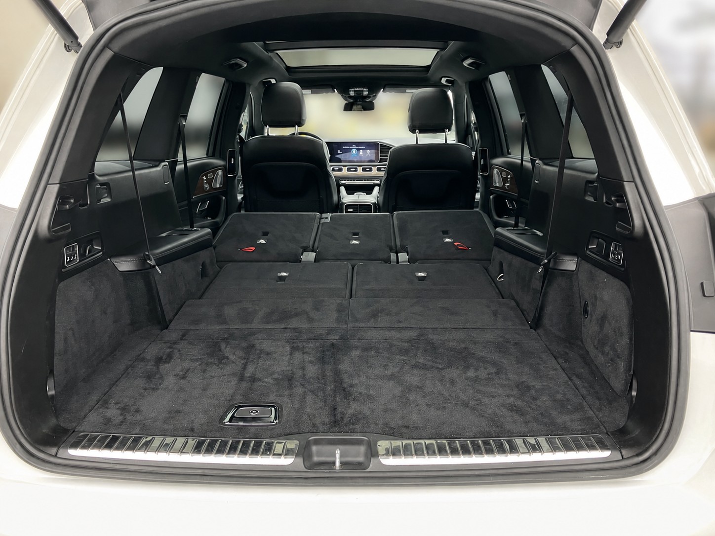 MERCEDES-BENZ GLS 450 AMG Line 4matic-image-12