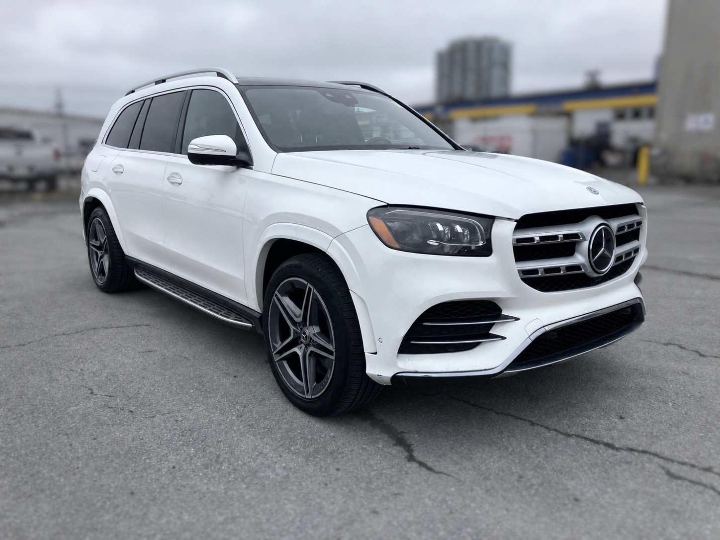 MERCEDES-BENZ GLS 450 AMG Line 4matic-image-4