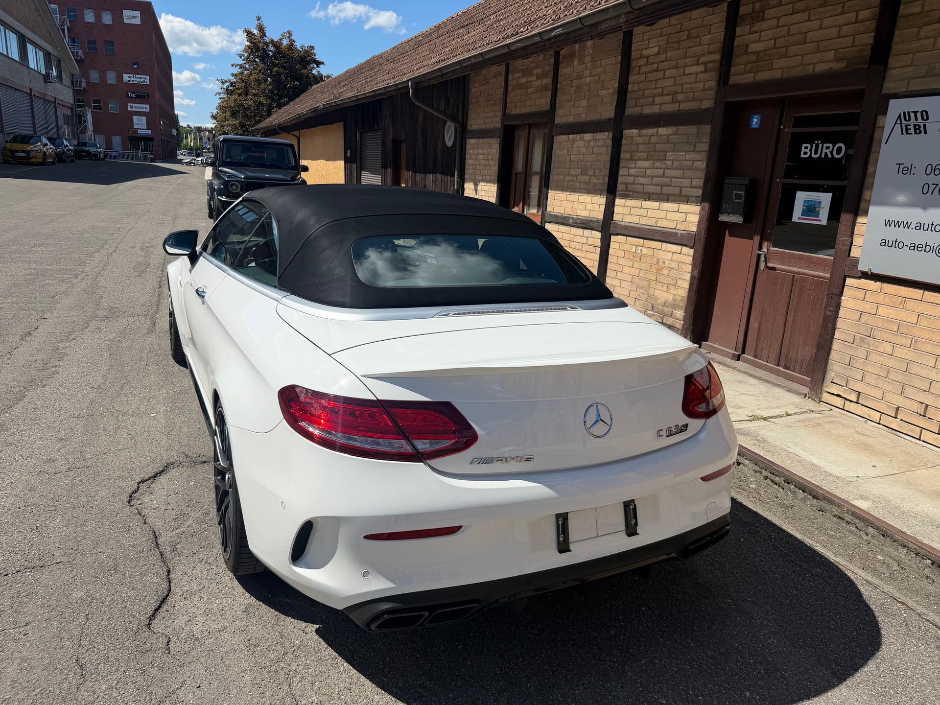 MERCEDES-BENZ C 63 S Cabriolet AMG Speedshift-image-10