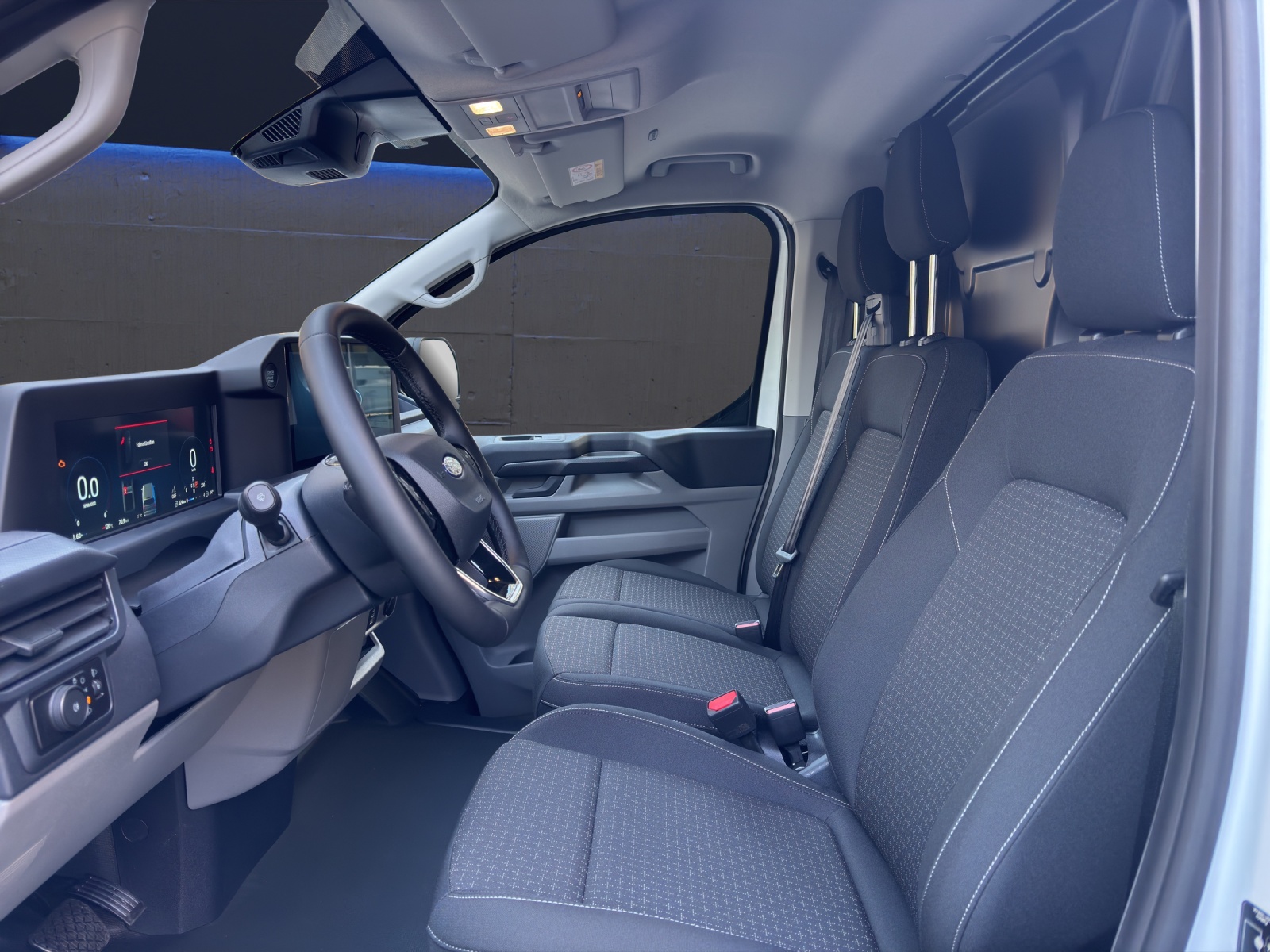 FORD Transit Custom Van 320 L1 2.0 EcoBlue 136 Trend-image-6