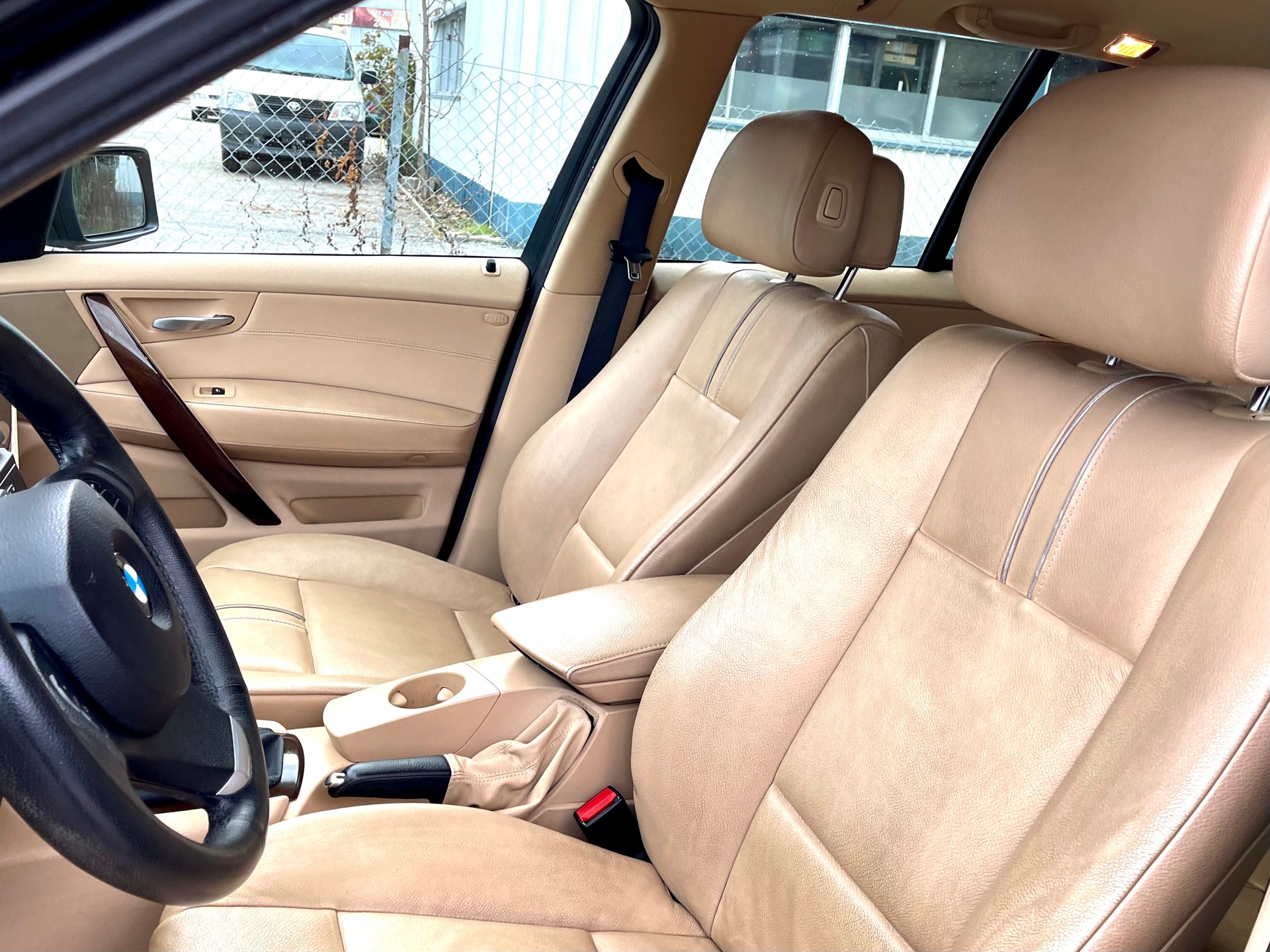 BMW X3 xDrive 20d Access-image-23