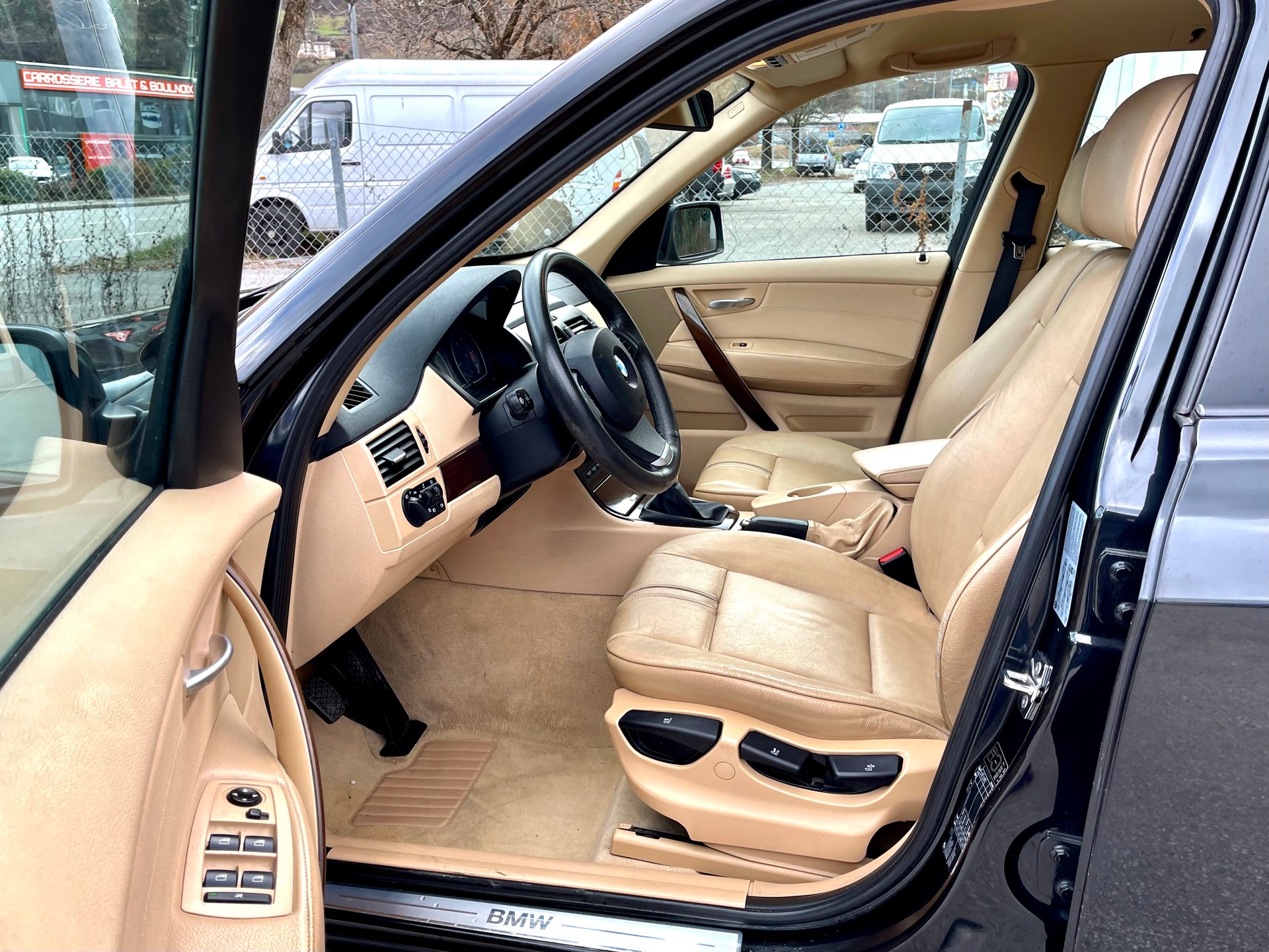 BMW X3 xDrive 20d Access-image-8