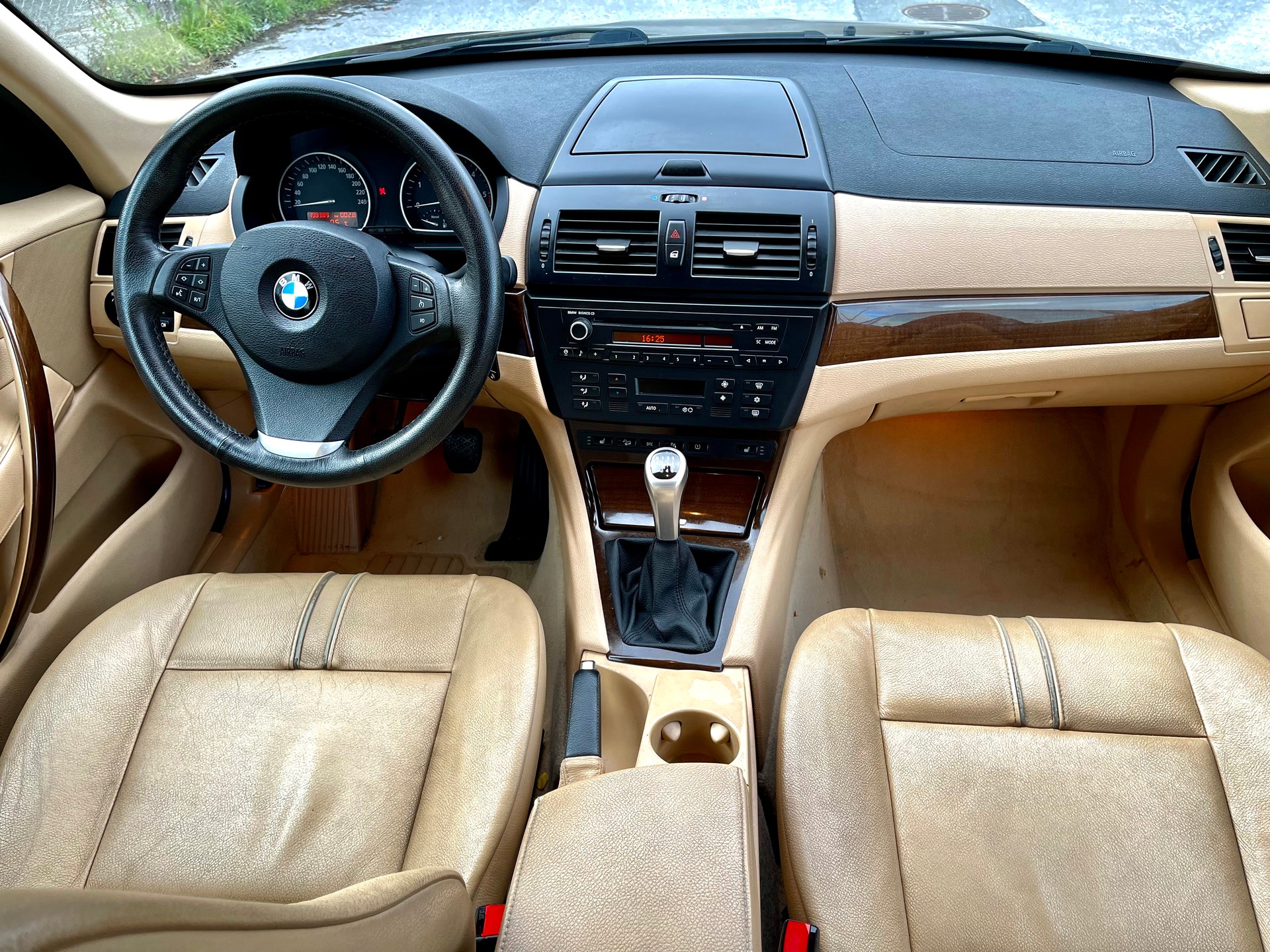 BMW X3 xDrive 20d Access-image-1