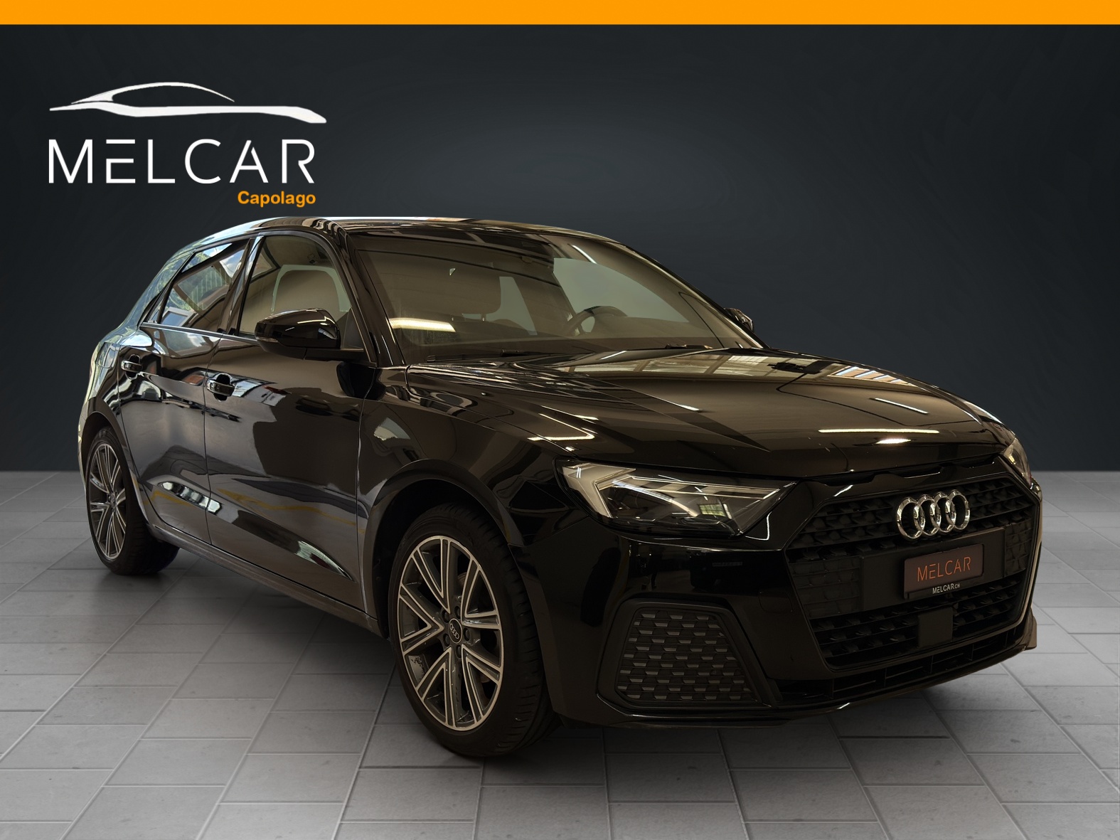 AUDI A1 Sportback 30 TFSI Attraction S-tronic-image-3