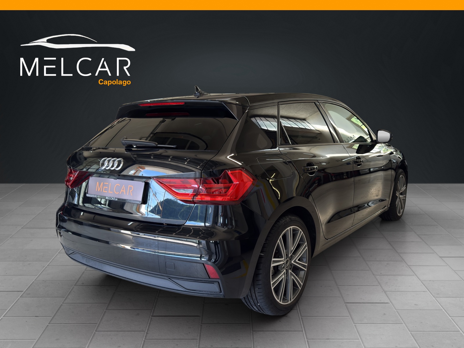 AUDI A1 Sportback 30 TFSI Attraction S-tronic-image-6