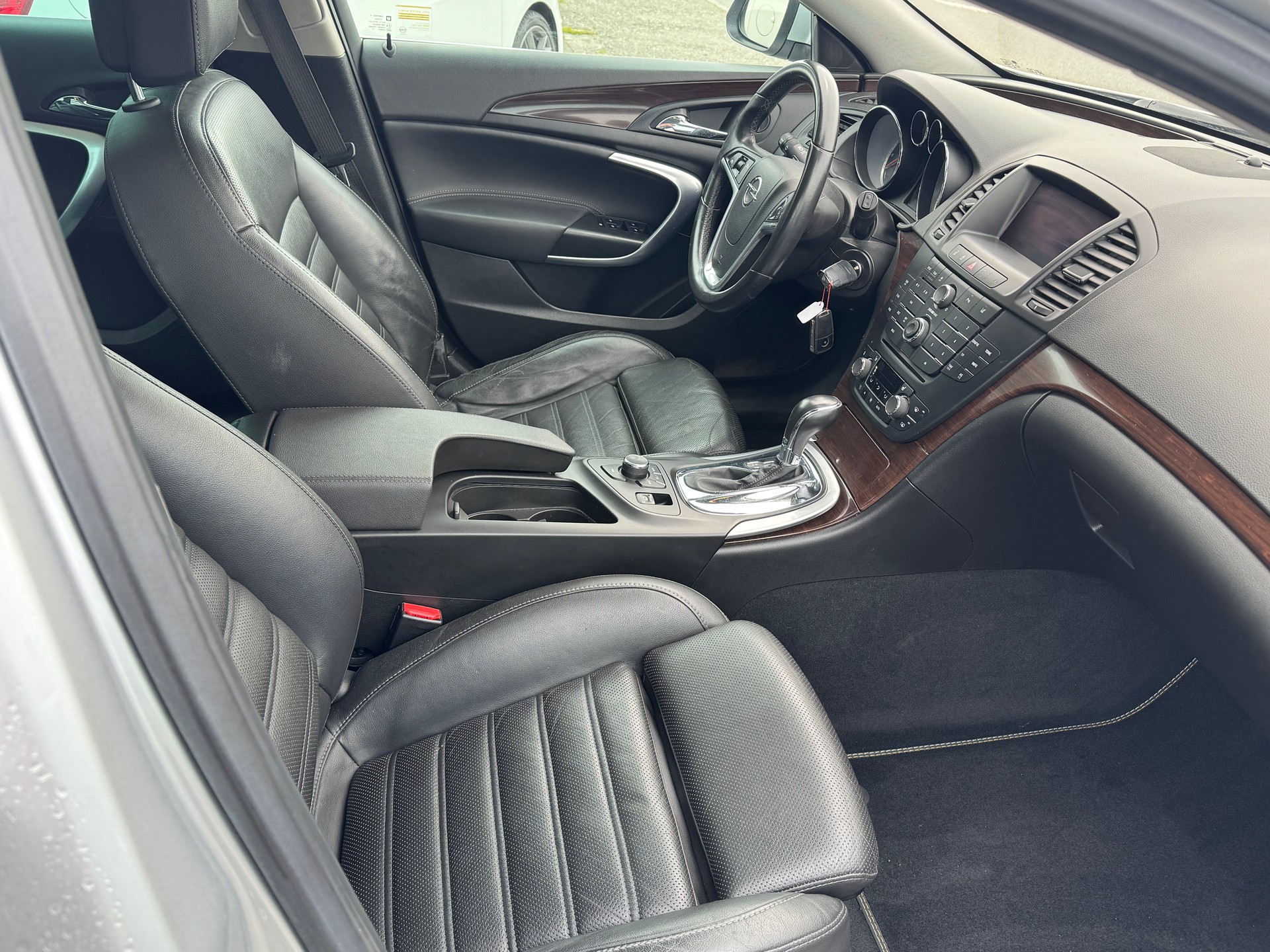 OPEL Insignia ST 2.0 Turbo Sport 4WD Aut.-image-9