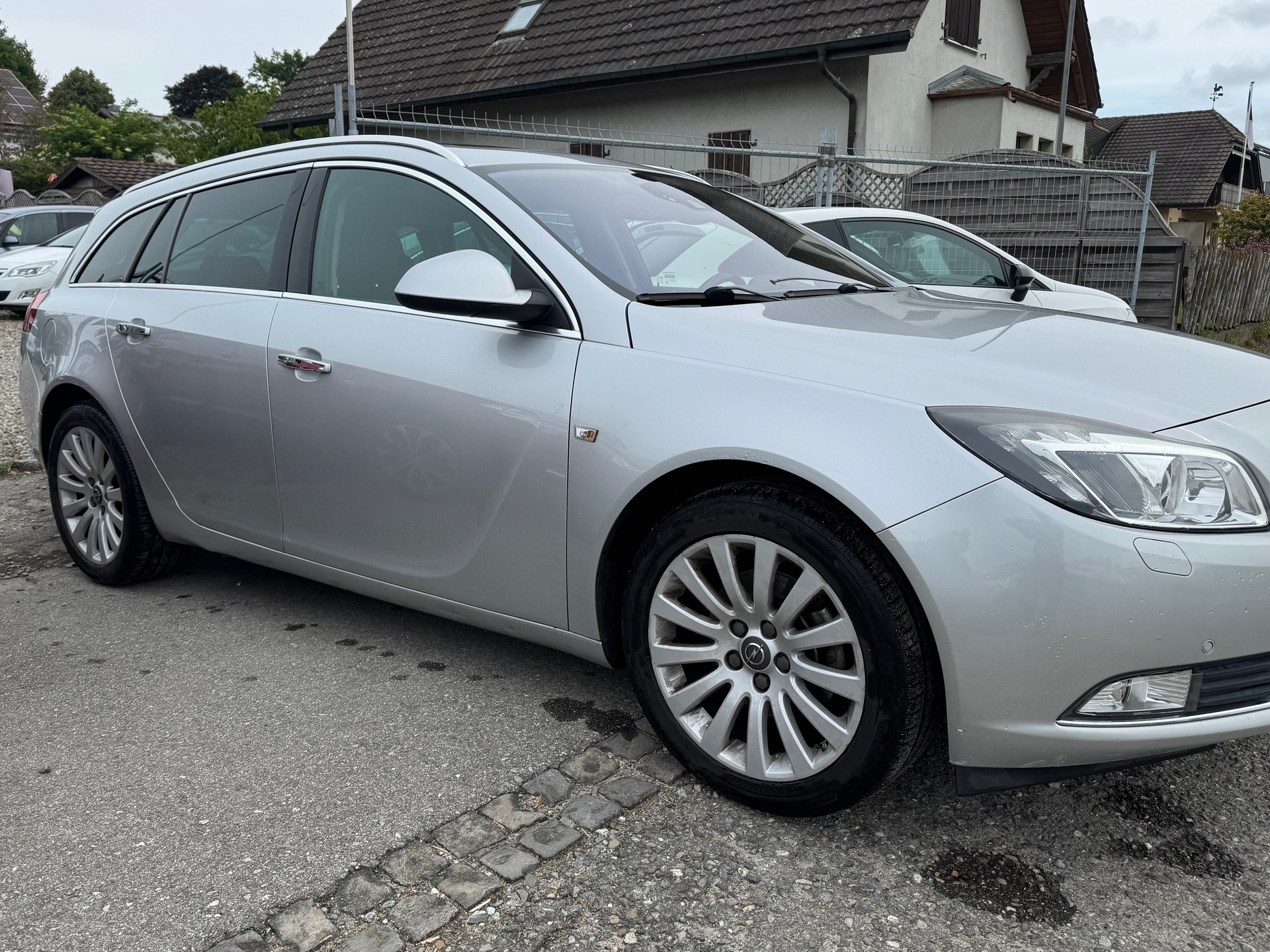 OPEL Insignia ST 2.0 Turbo Sport 4WD Aut.-image-2
