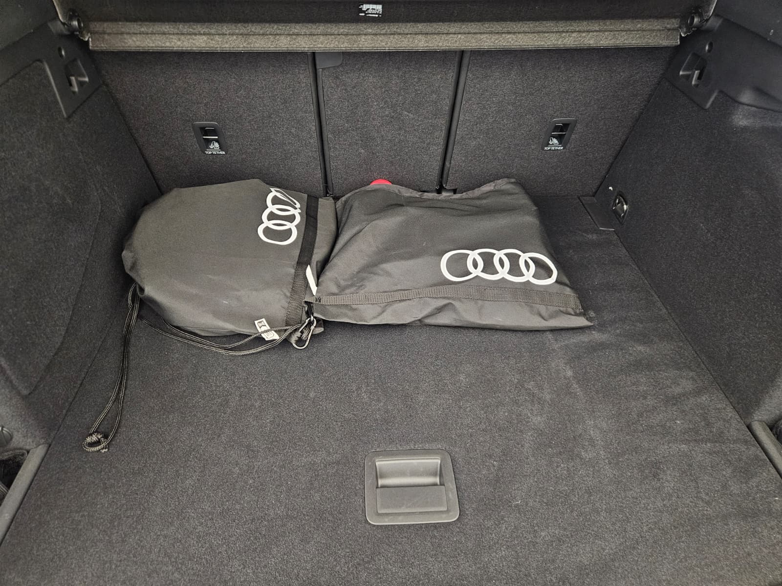 AUDI Q3 Sportback e-hybrid 200 kW S tronig-image-14