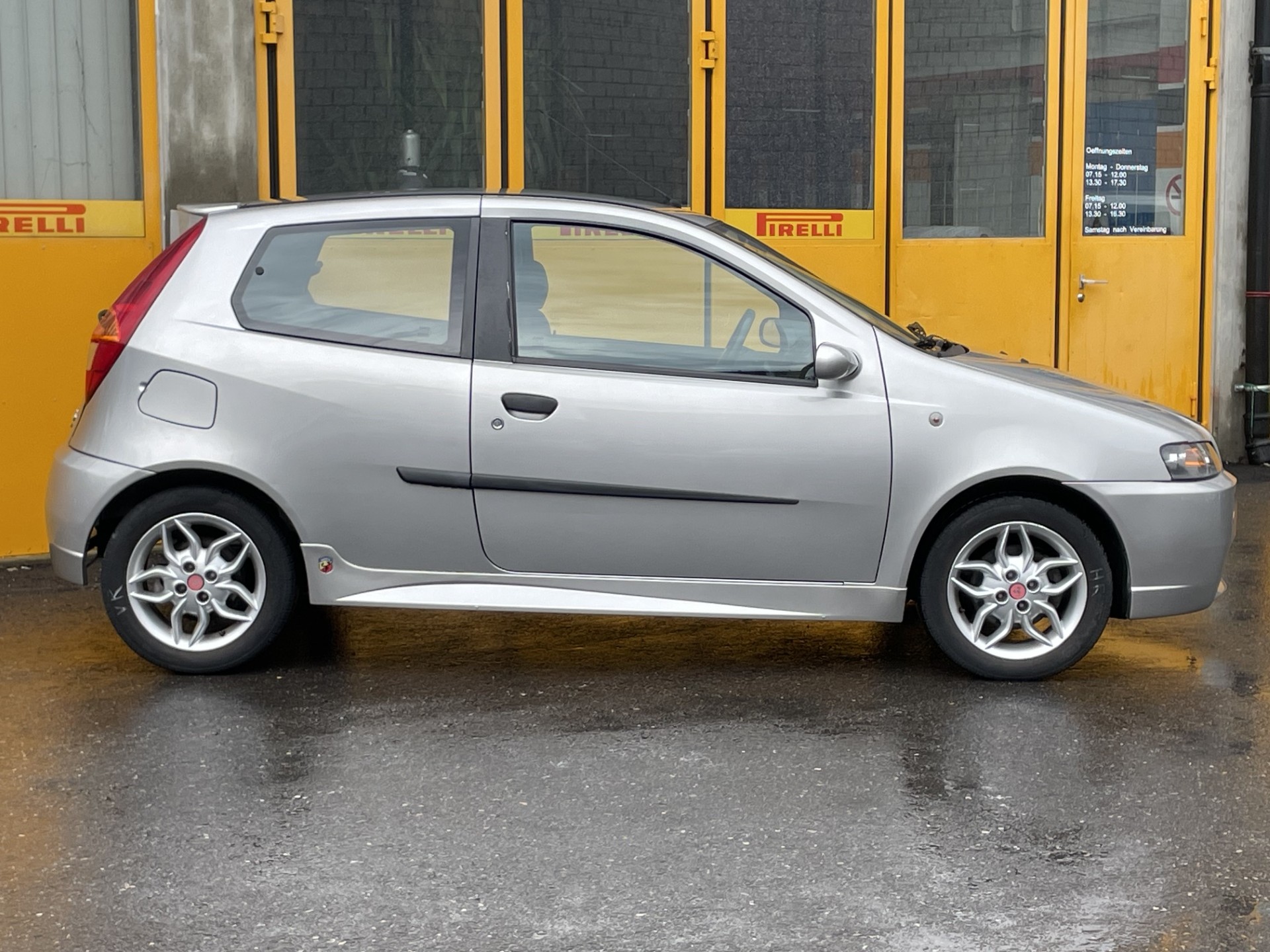 FIAT Punto 1.8 16V Abarth HGT-image-2