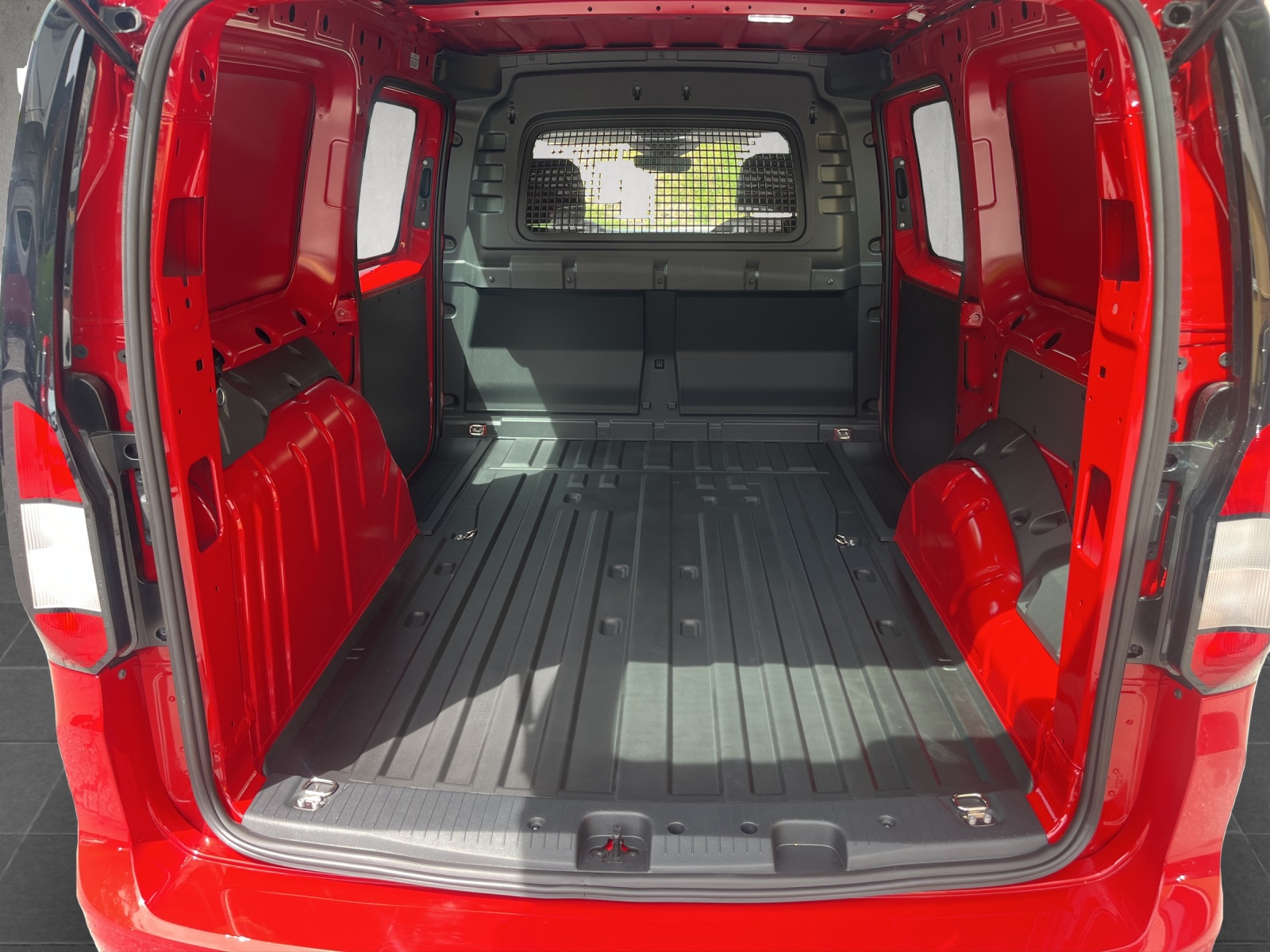 FORD Grand Transit Connect Kasten 2.0 EcoBlue Limited AWD-image-8