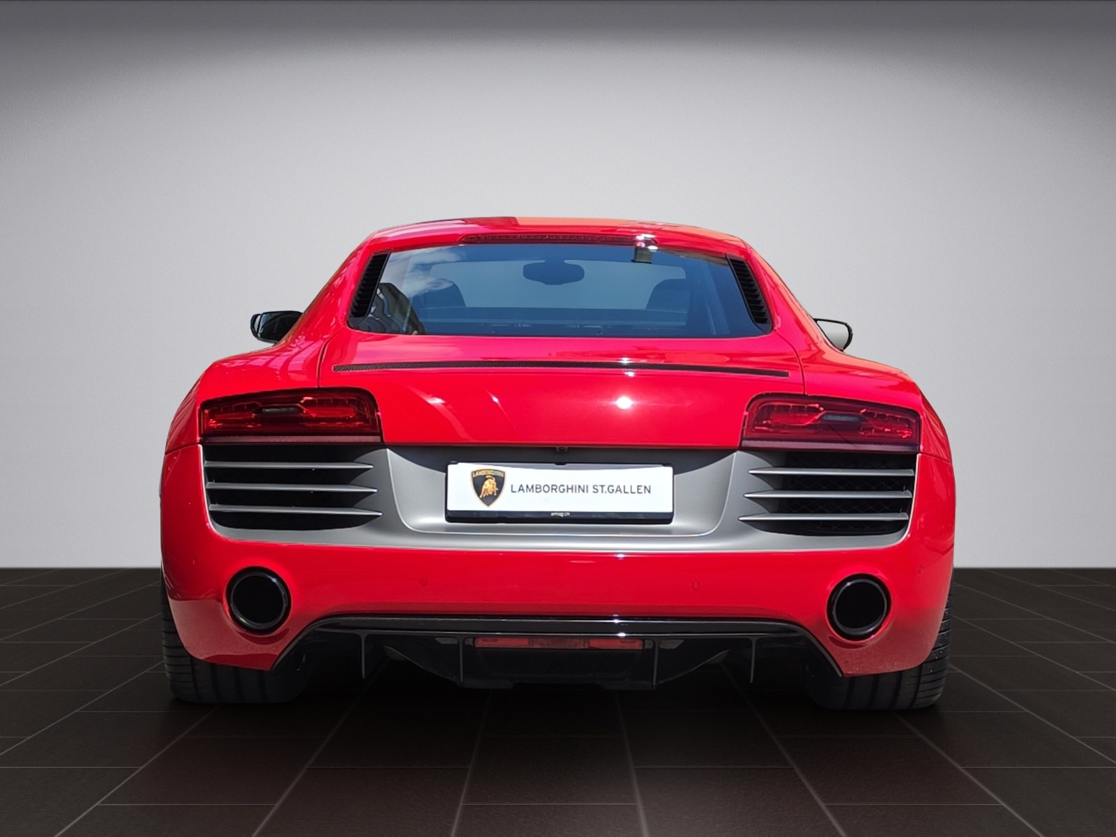 AUDI R8 Coupé 5.2 FSI V10 plus quattro S-Tr-showroom-element-3