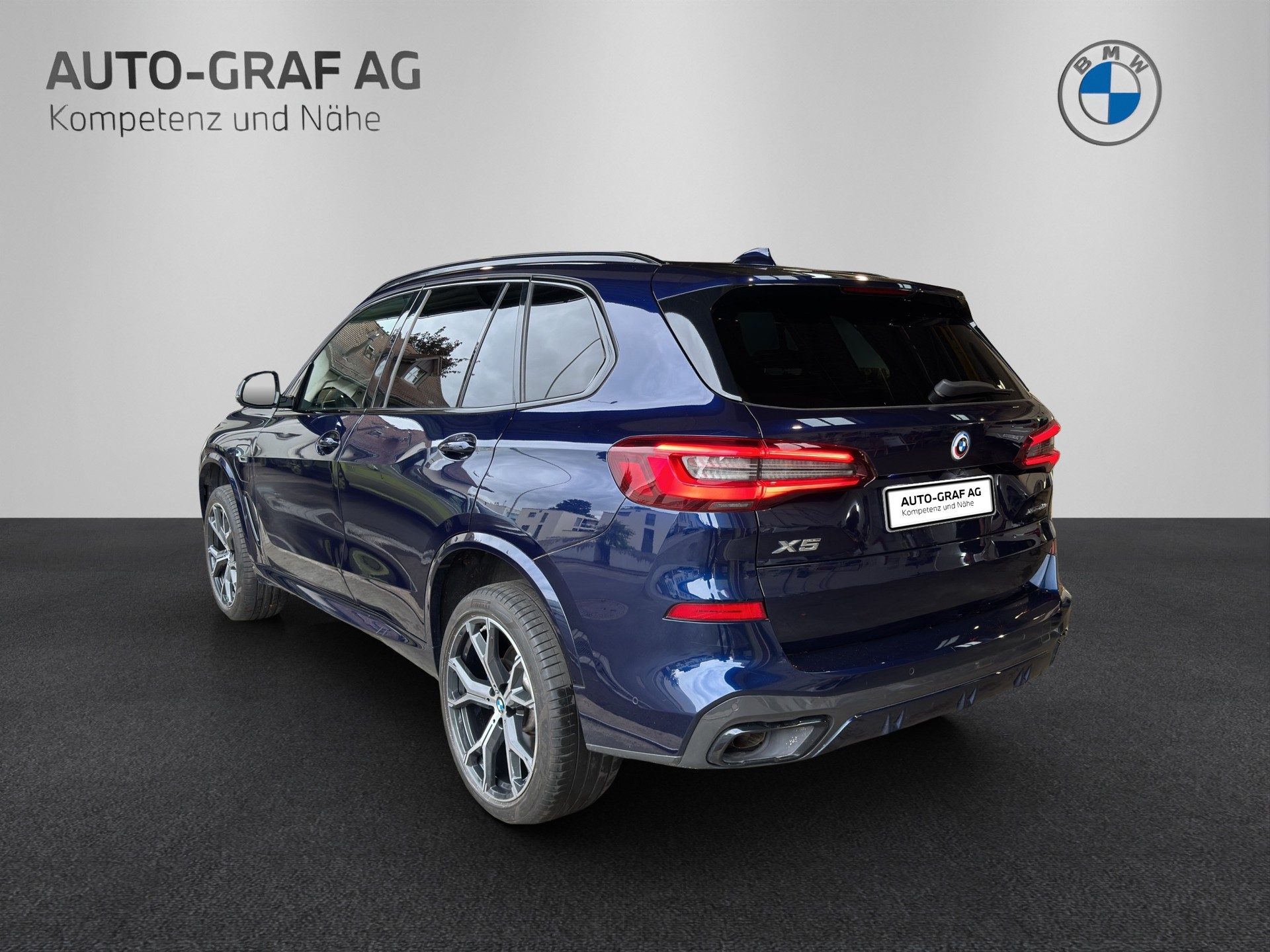 BMW X5 45e xDrive M SPORTPAKET SAG-image-2
