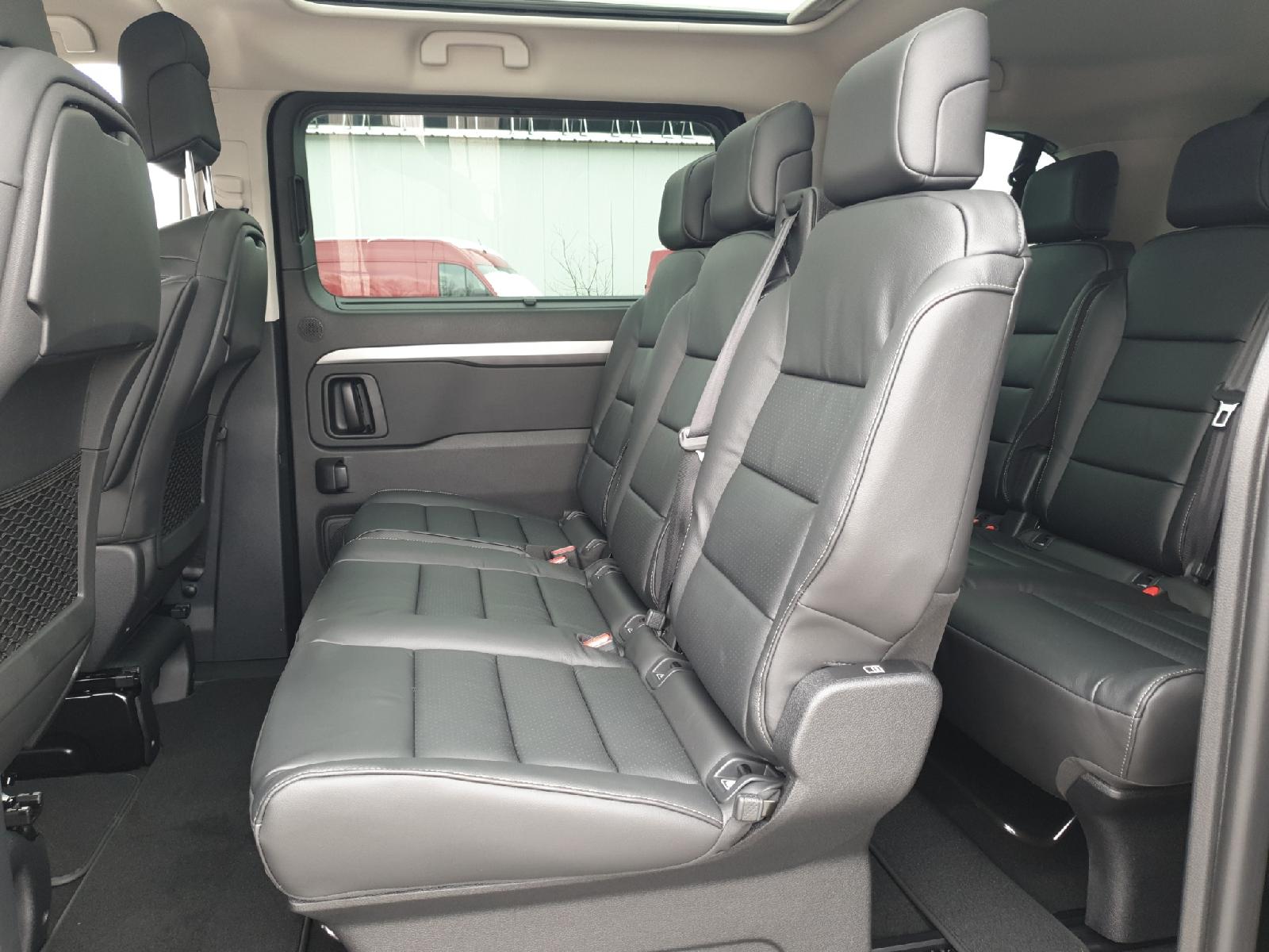 PEUGEOT Traveller Standard 2.0 BlueHDi Business VIP *Standheizung*Anhängevorrichtung*Panorama-Glasdach* 2026-image-6