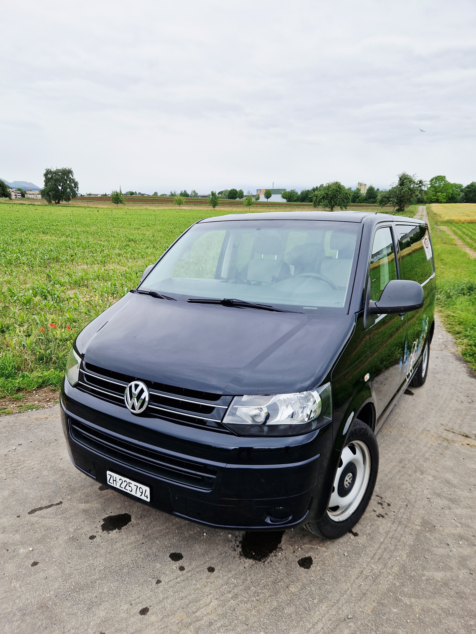 VW 2.0 TDI 102 Startline-image-0