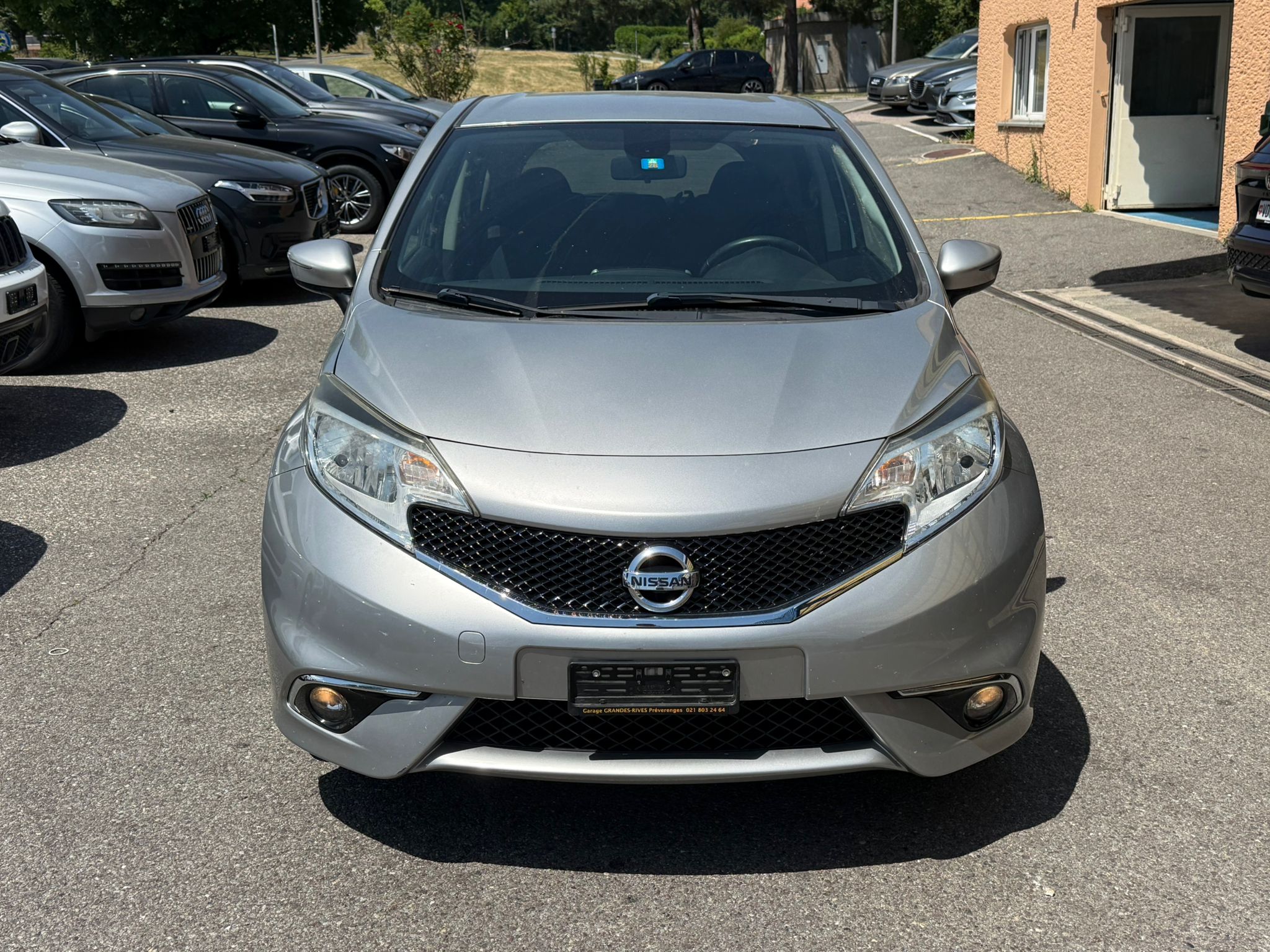 Car photo