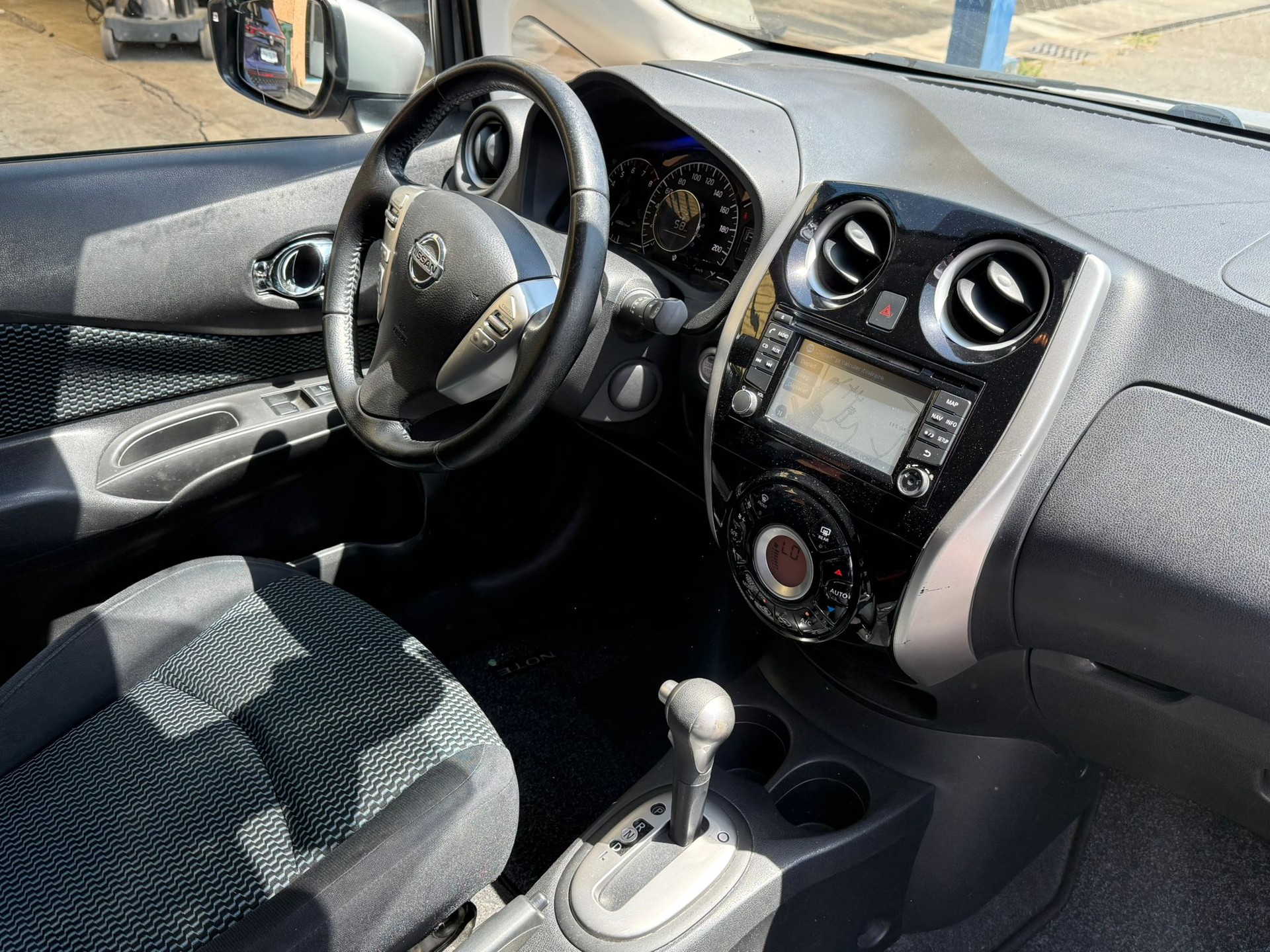 NISSAN Note 1.2 DIG-S n-tec CVT-image-12